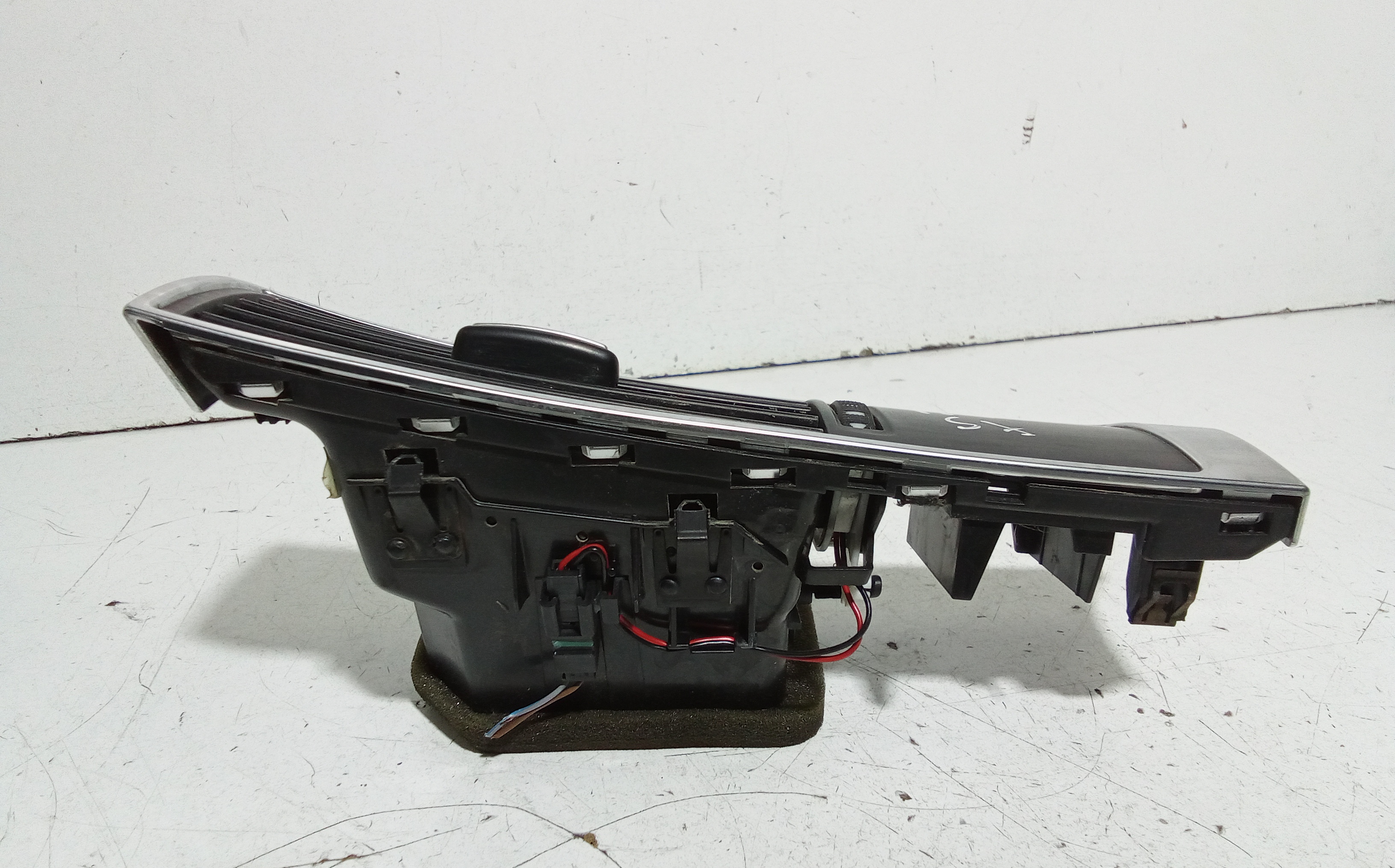 Bocchetta aria cruscotto lato guida per Audi A6 Allroad Serie C6 (4fh) (06>12) (2006 - 2012)