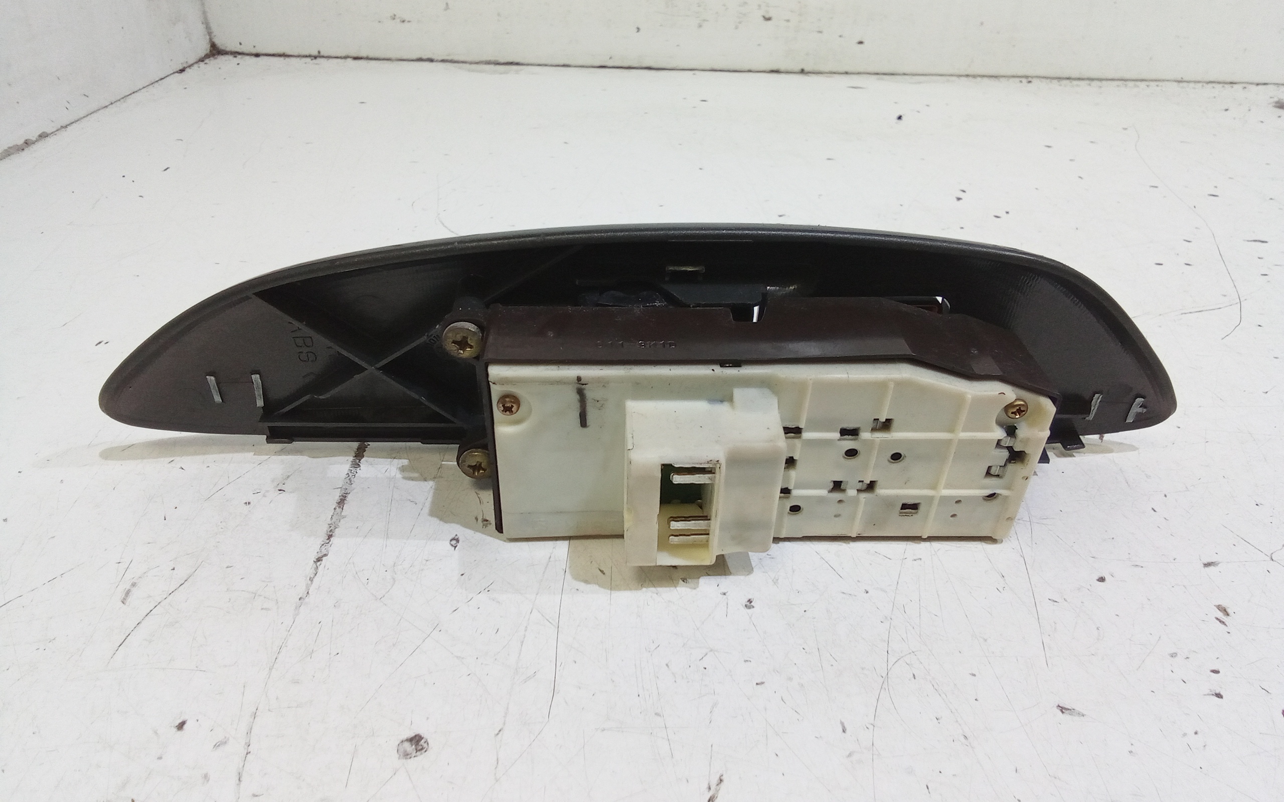 Pulsantiera anteriore sinistra Guida per Toyota Yaris 1 Serie