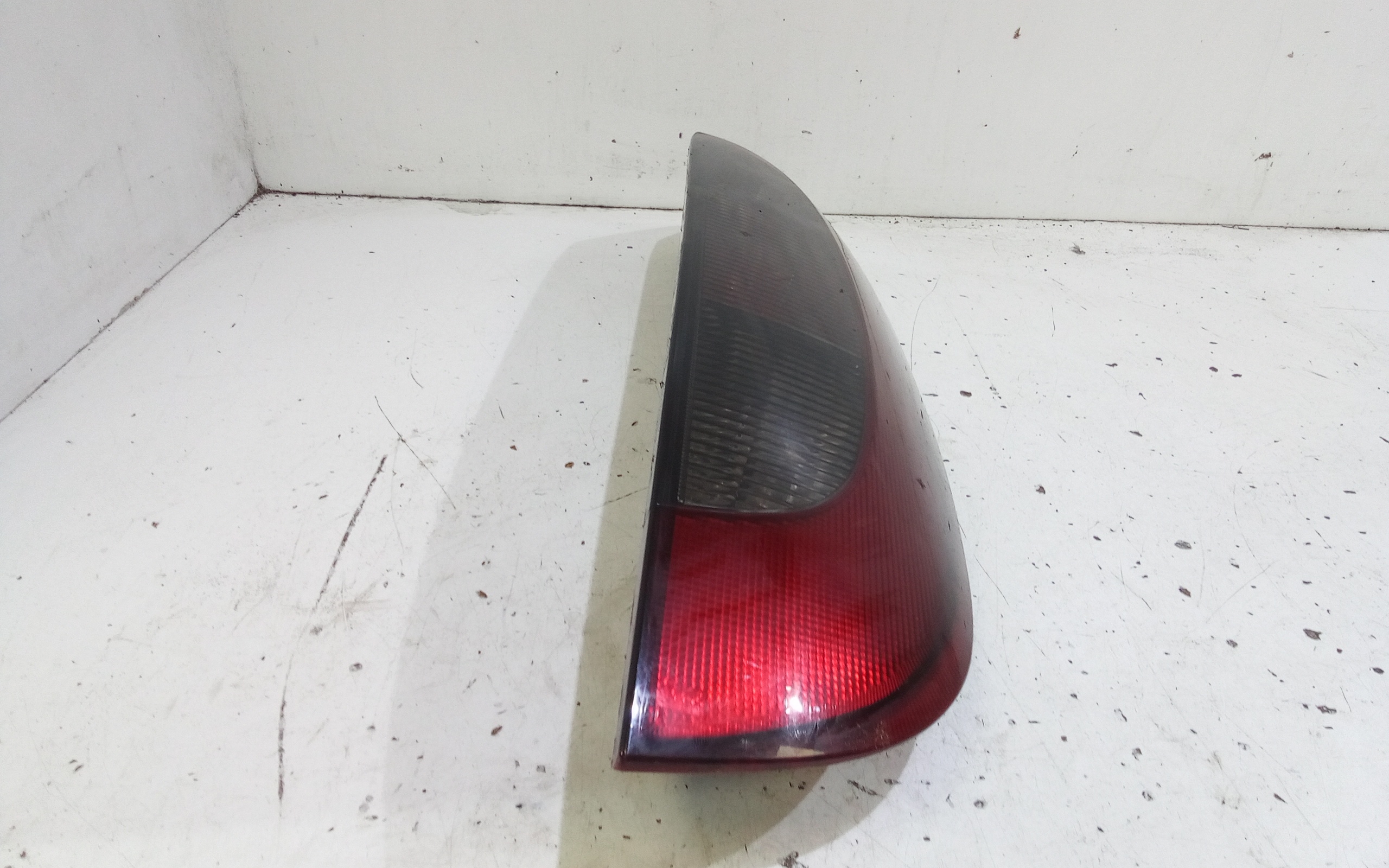 Stop fanale posteriore Destro Passeggero per Opel Corsa C 3p 1 Serie (2000 - 2003)