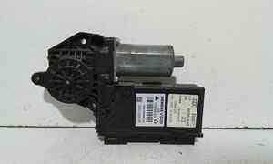 Motorino Alzavetro anteriore destra per Audi A4 Avant (8ed) (04>08) (2004 - 2008)