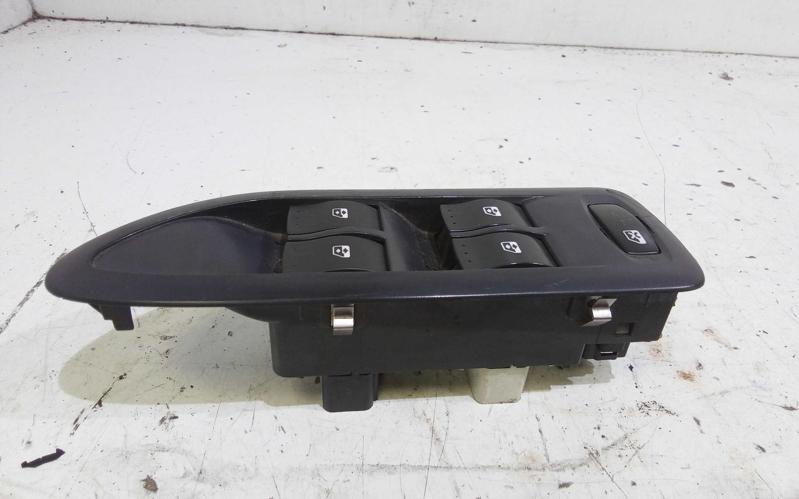 Pulsantiera anteriore sinistra Guida per Renault Laguna Berlina 5 Serie (2007 - In produzione)