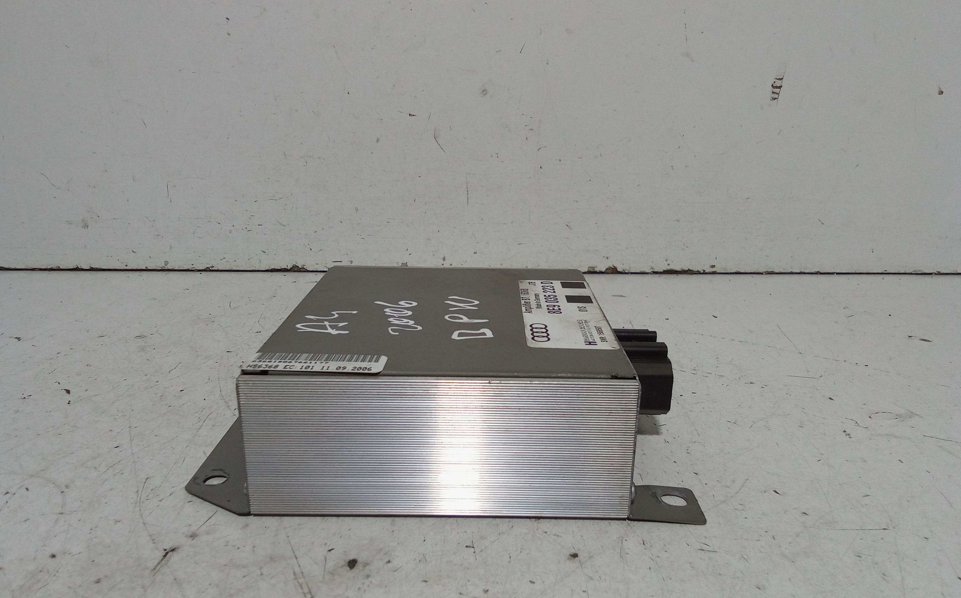 Amplificatore autoradio per Audi A4 Avant (8ed) (04>08) (2004 - 2008)