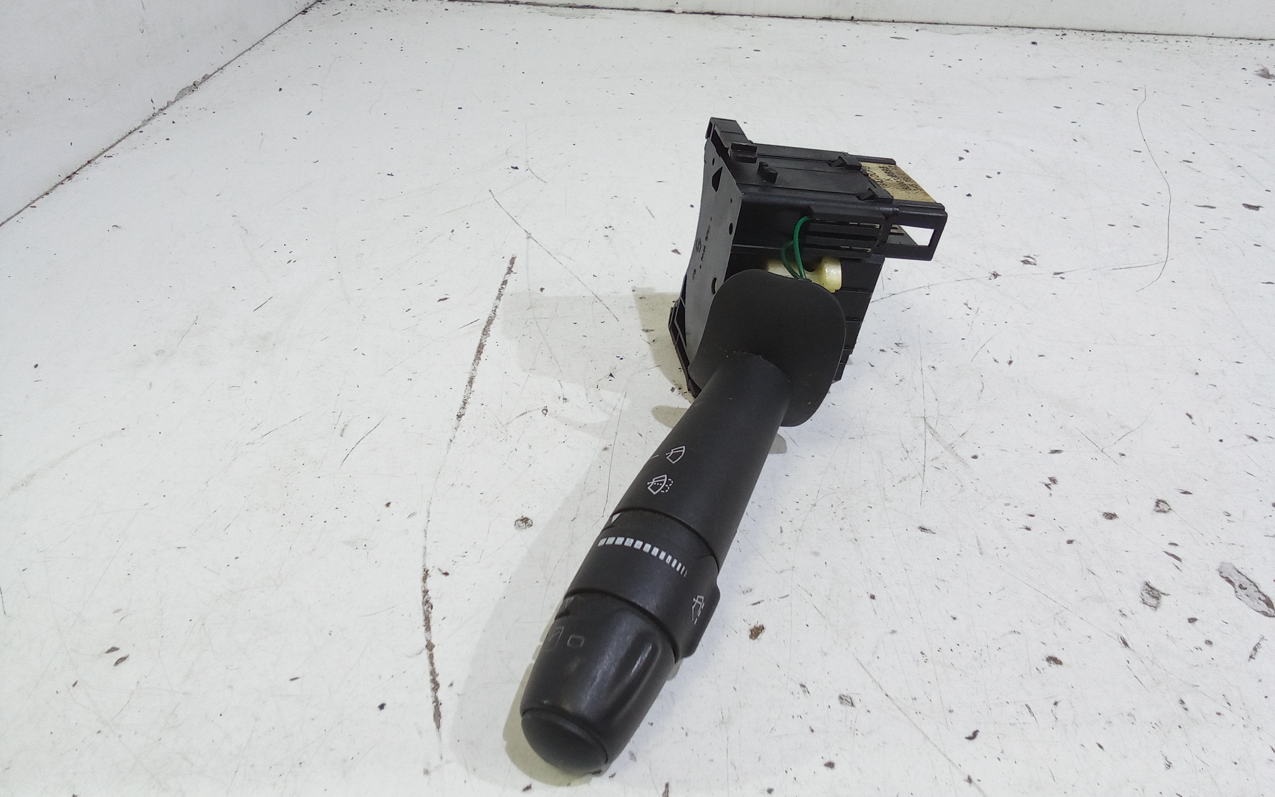 Devioluci destro per Renault Laguna Berlina 5 Serie (2007 - In produzione)