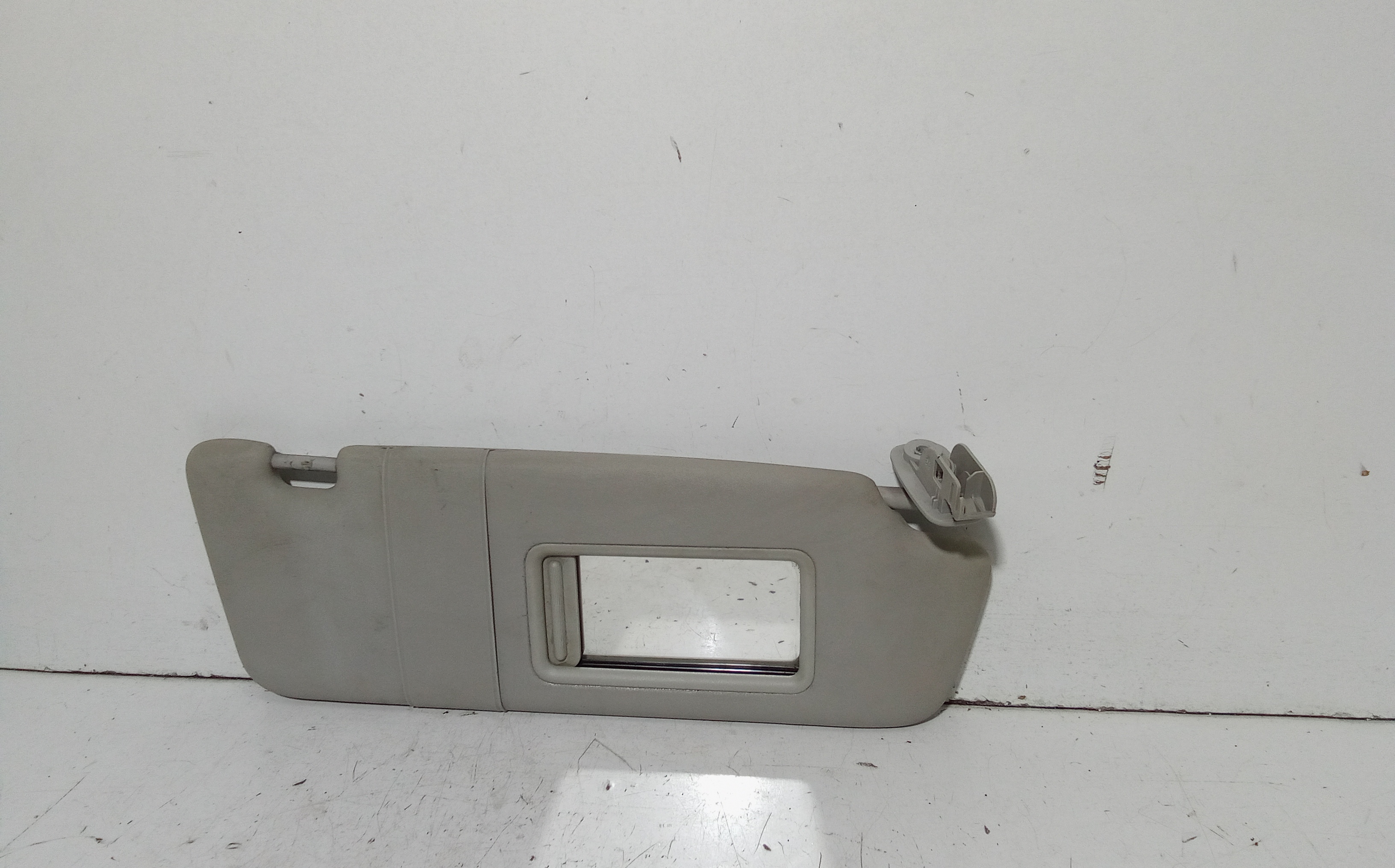 Parasole aletta Lato Passeggero per Audi A4 Avant (8ed) (04>08) (2004 - 2008)