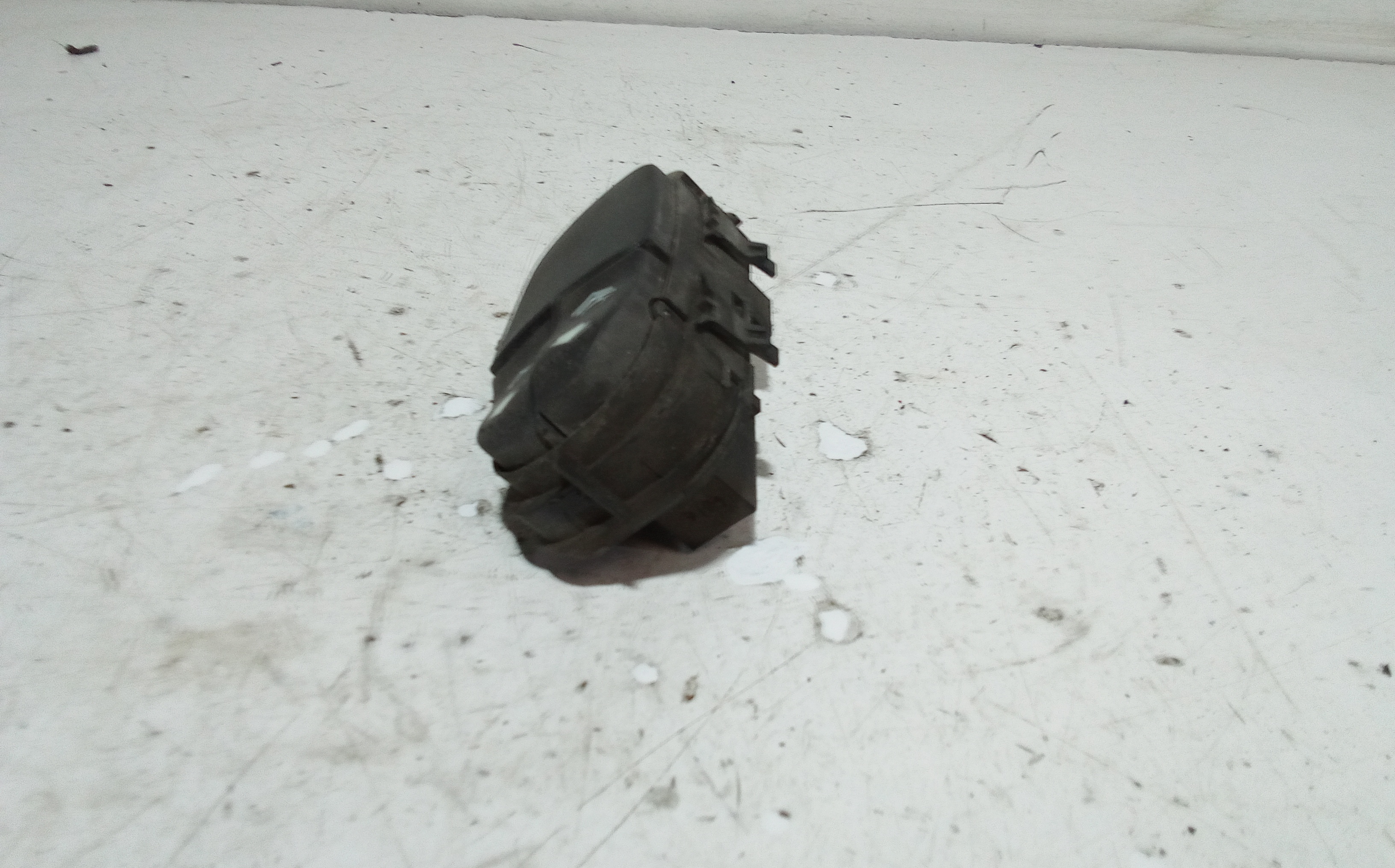 Pulsantiera anteriore sinistra Guida per Ford Focus Berlina 3 Serie (2004 - 2008)