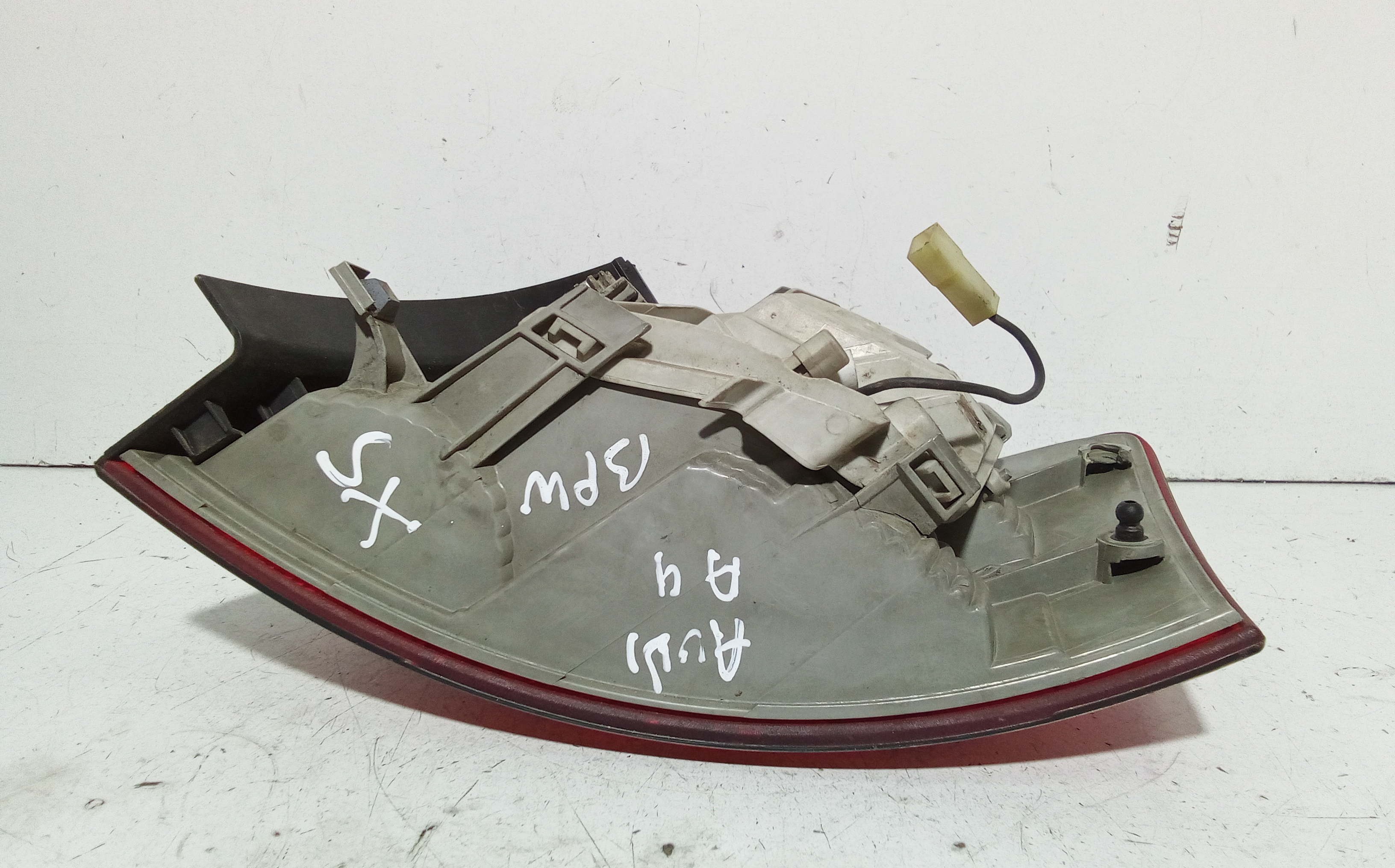 Stop fanale Posteriore sinistro lato Guida per Audi A4 Avant (8ed) (04>08) (2004 - 2008)