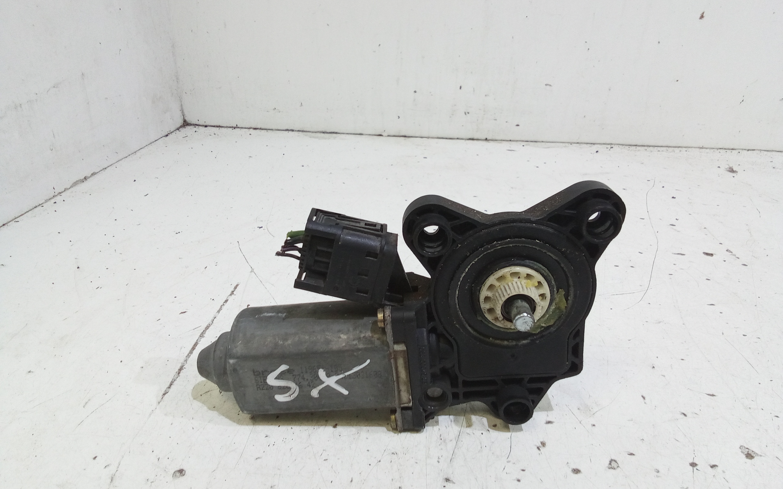 Motorino Alzavetro anteriore Sinistro per Mercedes Classe C Sport Coup W203 (2000 - 2008)