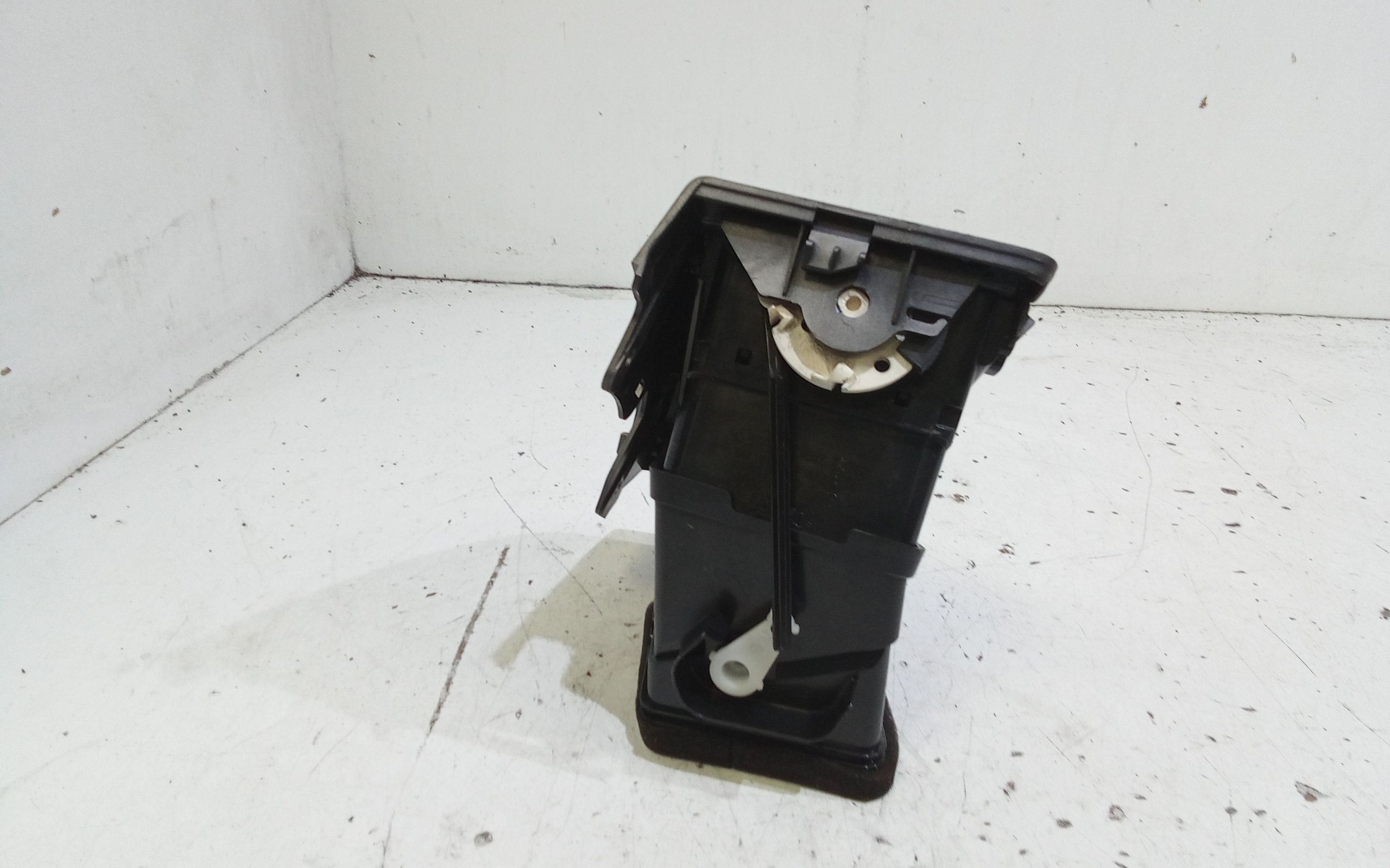 Bocchetta aria cruscotto lato guida per Hyundai I20 1 Serie (2008 - 2014)