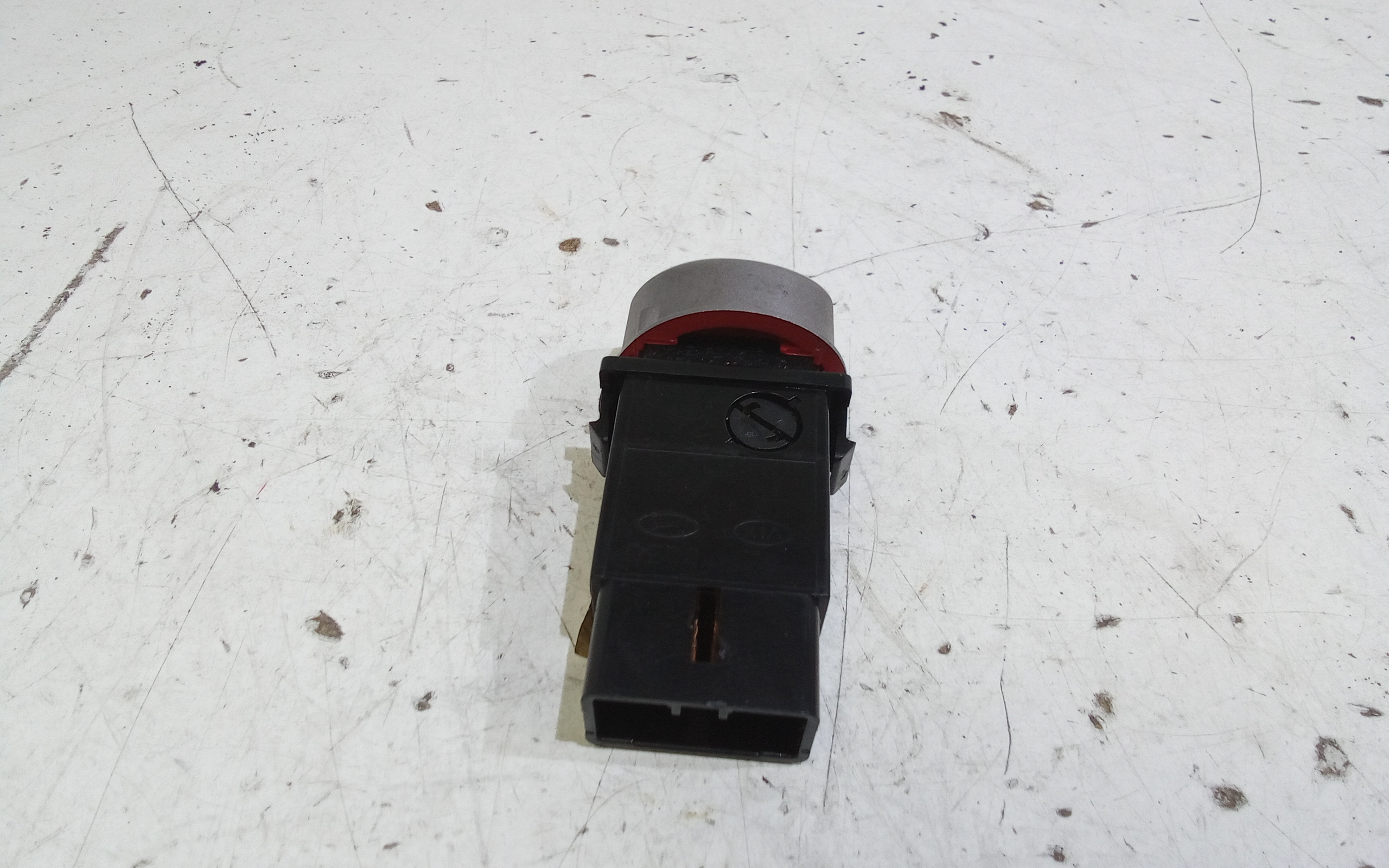 Pulsante luci di emergenza per Hyundai I20 1 Serie (2008 - 2014)