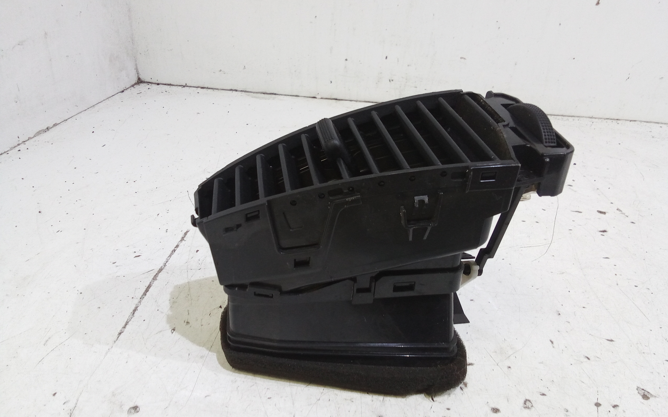 Bocchetta aria cruscotto lato guida per Hyundai I20 1 Serie (2008 - 2014)