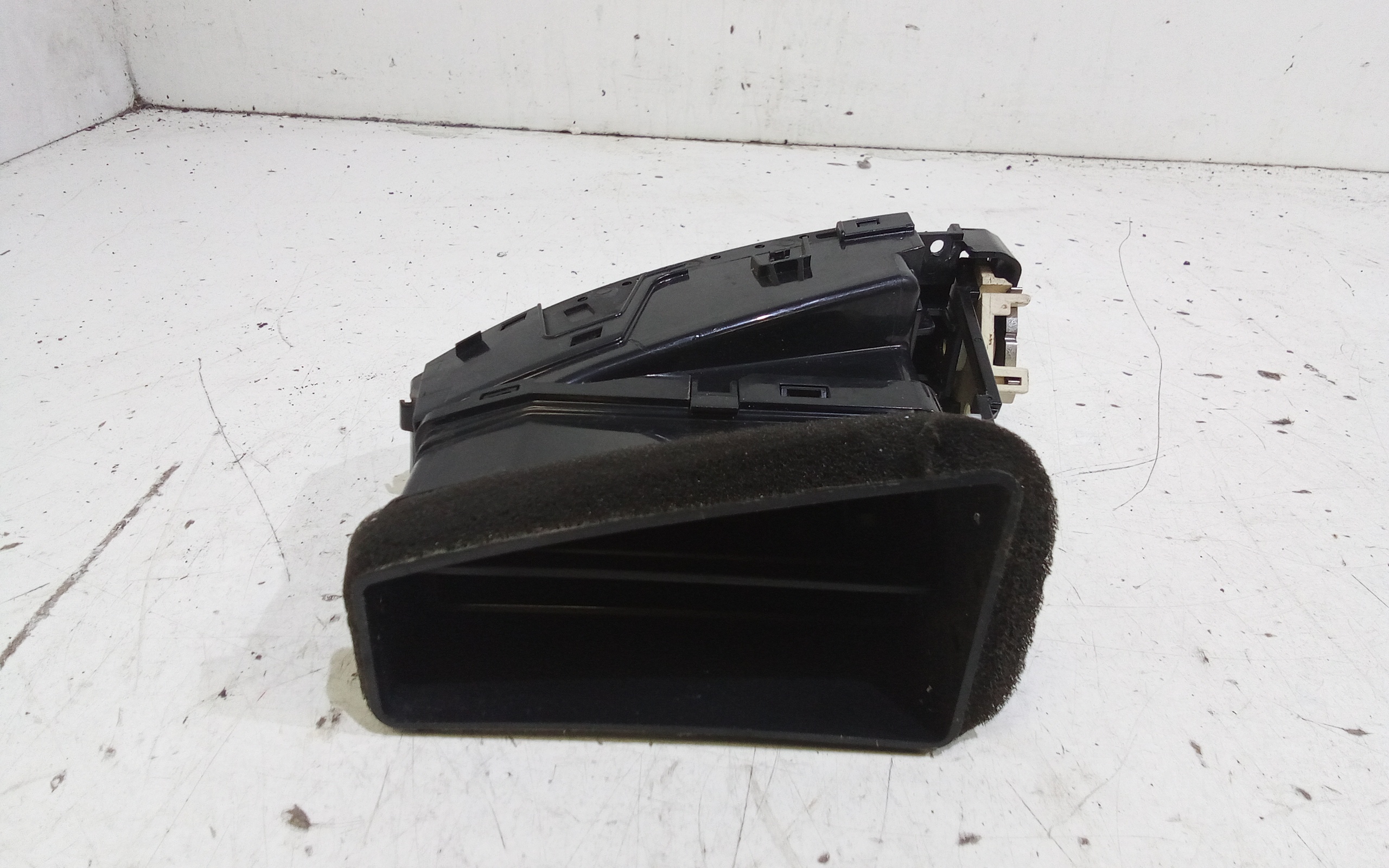 Bocchetta aria cruscotto lato guida per Hyundai I20 1 Serie (2008 - 2014)