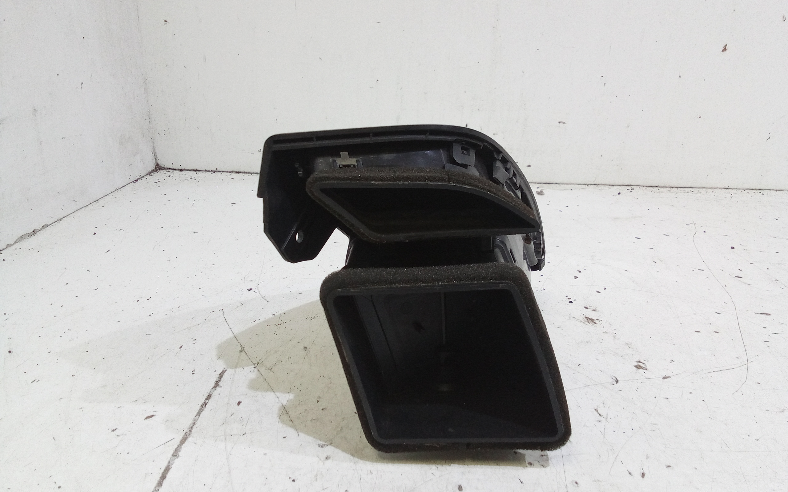 Bocchetta aria cruscotto lato guida per Hyundai I20 1 Serie (2008 - 2014)