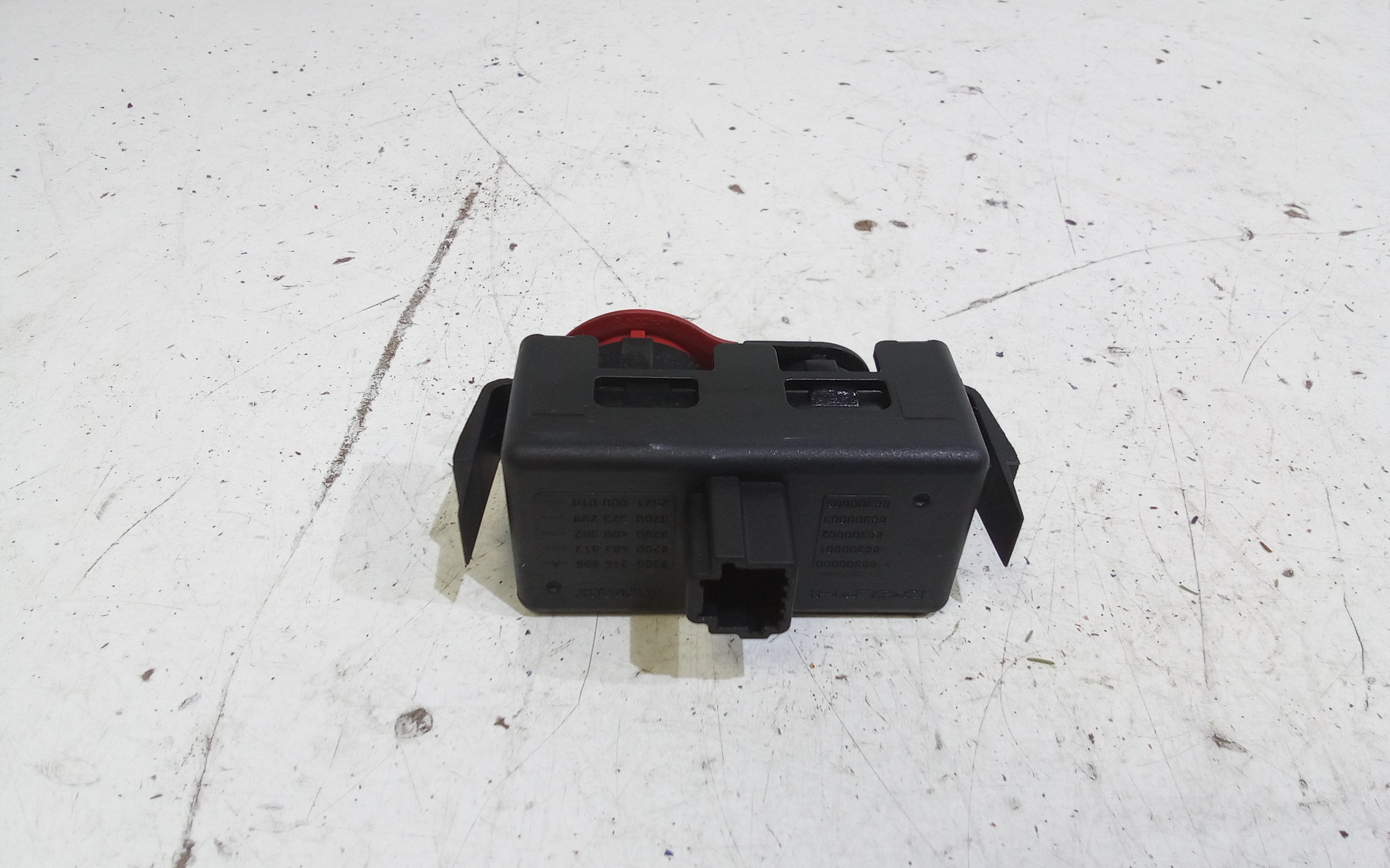 Pulsante luci di emergenza per Renault Clio Serie (04>08) (2004 - 2008)