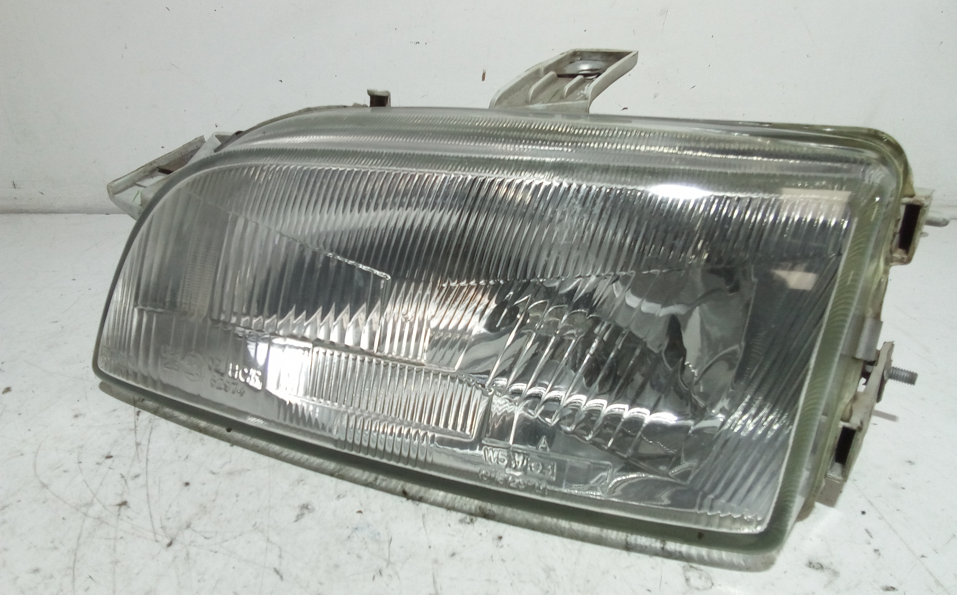 Cornice faro anteriore SX guida per Fiat Punto Berlina 3p (1993 - 1999)