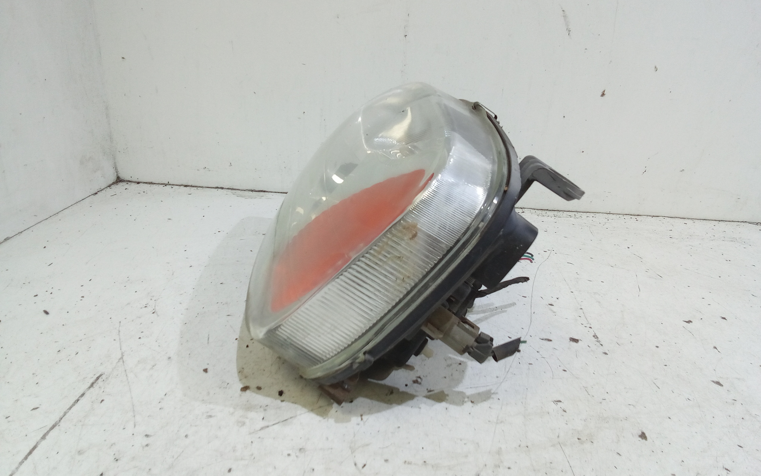 Faro anteriore Sinistro Guida per Nissan Micra 1 Serie (1992 - 1998)