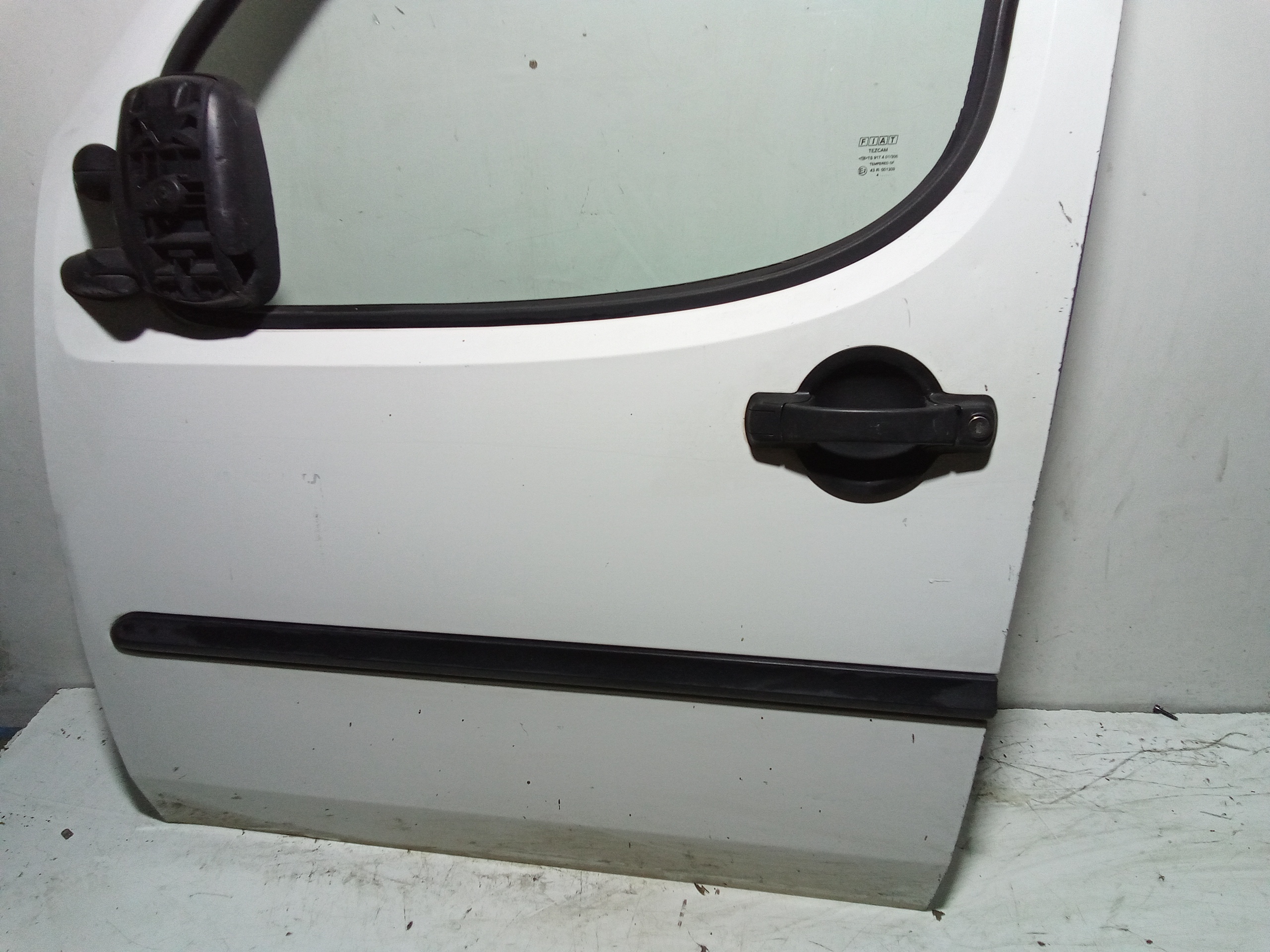 Portiera Anteriore Sinistra per Fiat Dobl 1 Serie
