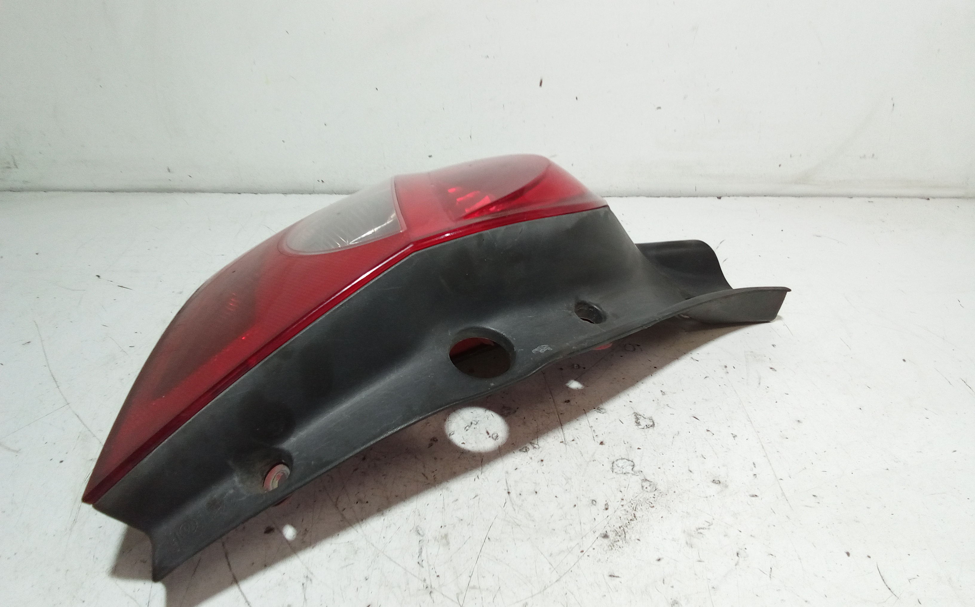 Stop fanale Posteriore sinistro lato Guida per Renault Clio Serie (04>08) (2004 - 2008)