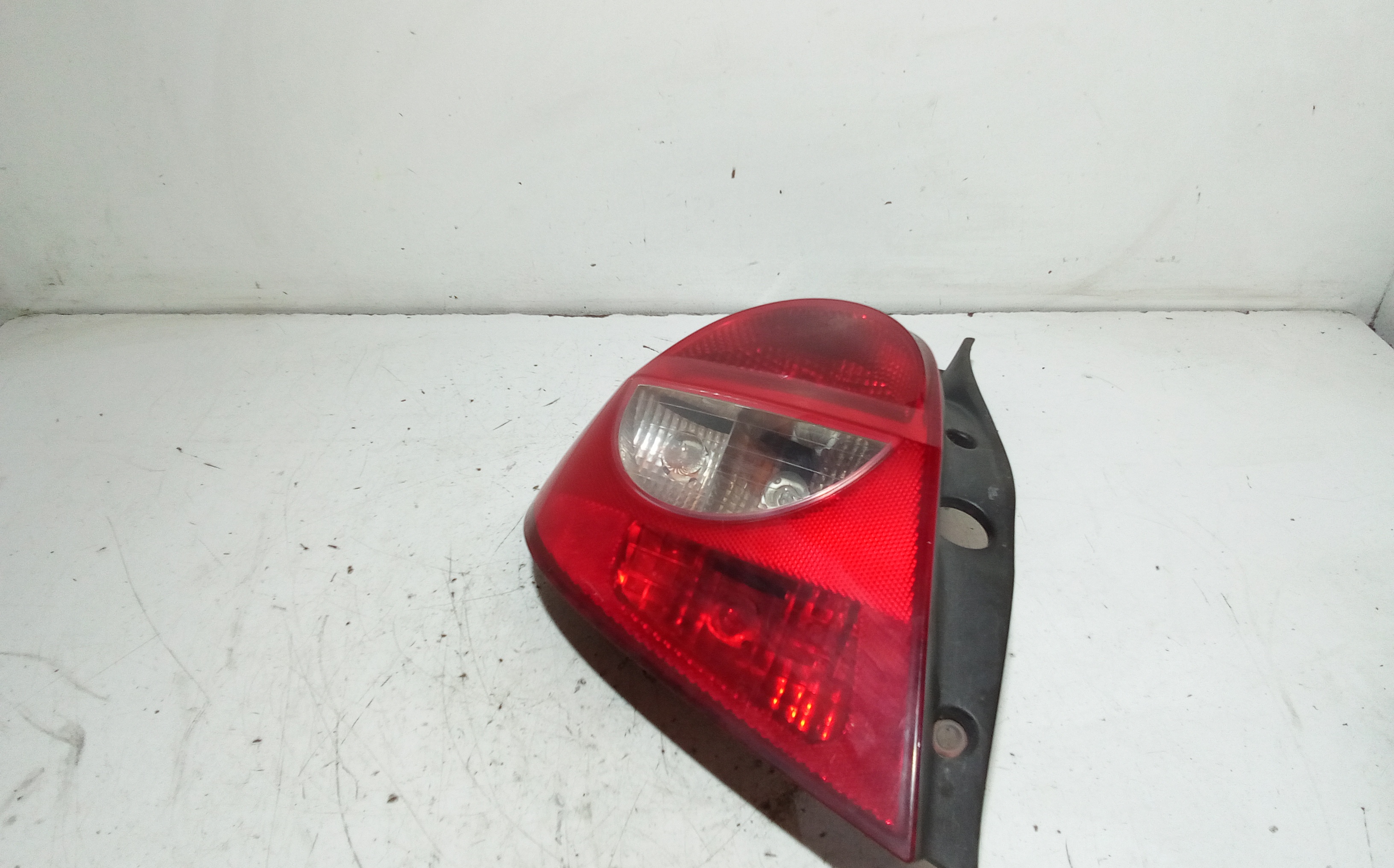 Stop fanale Posteriore sinistro lato Guida per Renault Clio Serie (04>08) (2004 - 2008)