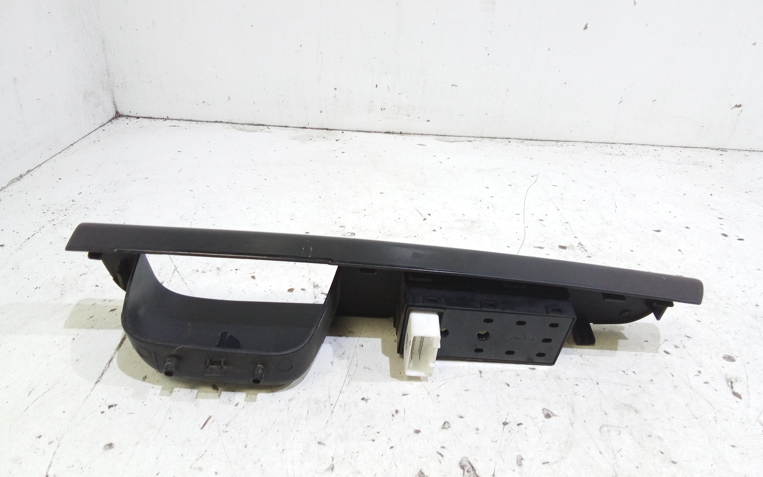 Pulsantiera anteriore sinistra Guida per Kia Rio 3 Serie (2005 - 2011)