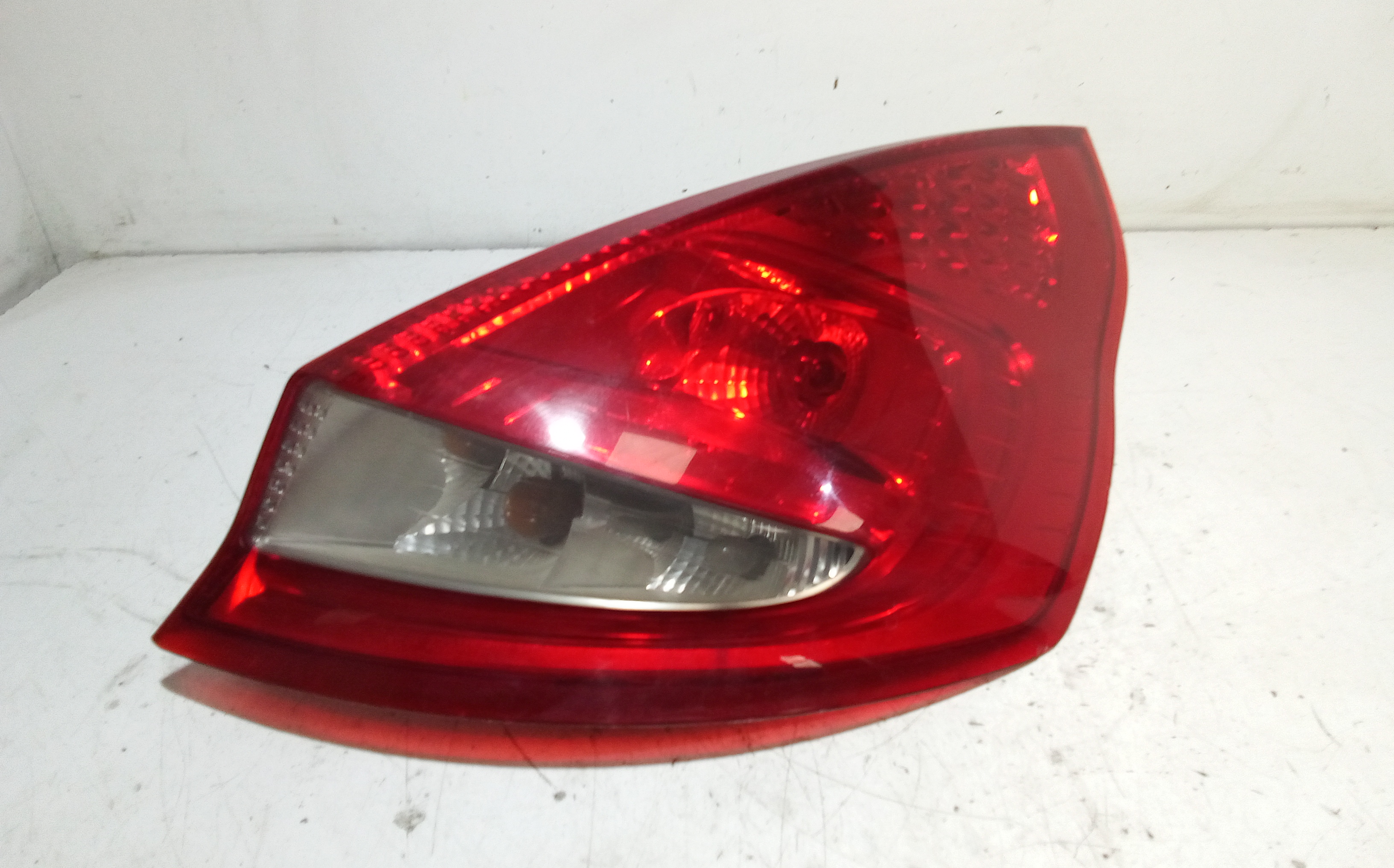 Stop fanale posteriore Destro Passeggero per Ford Fiesta 6 Serie (2008 - 2017)