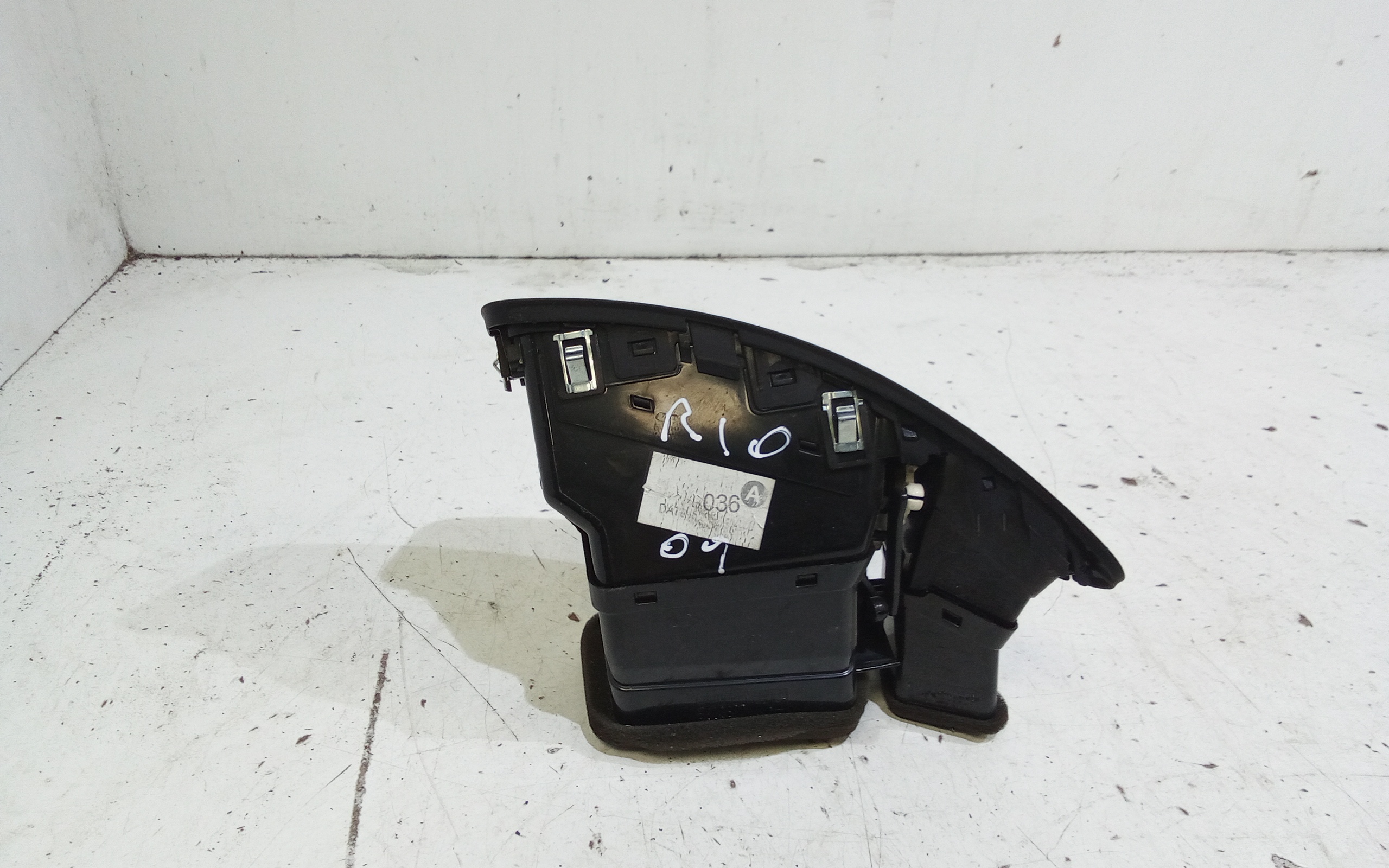 Bocchetta aria cruscotto lato passeggero per Kia Rio 3 Serie (2005 - 2011)