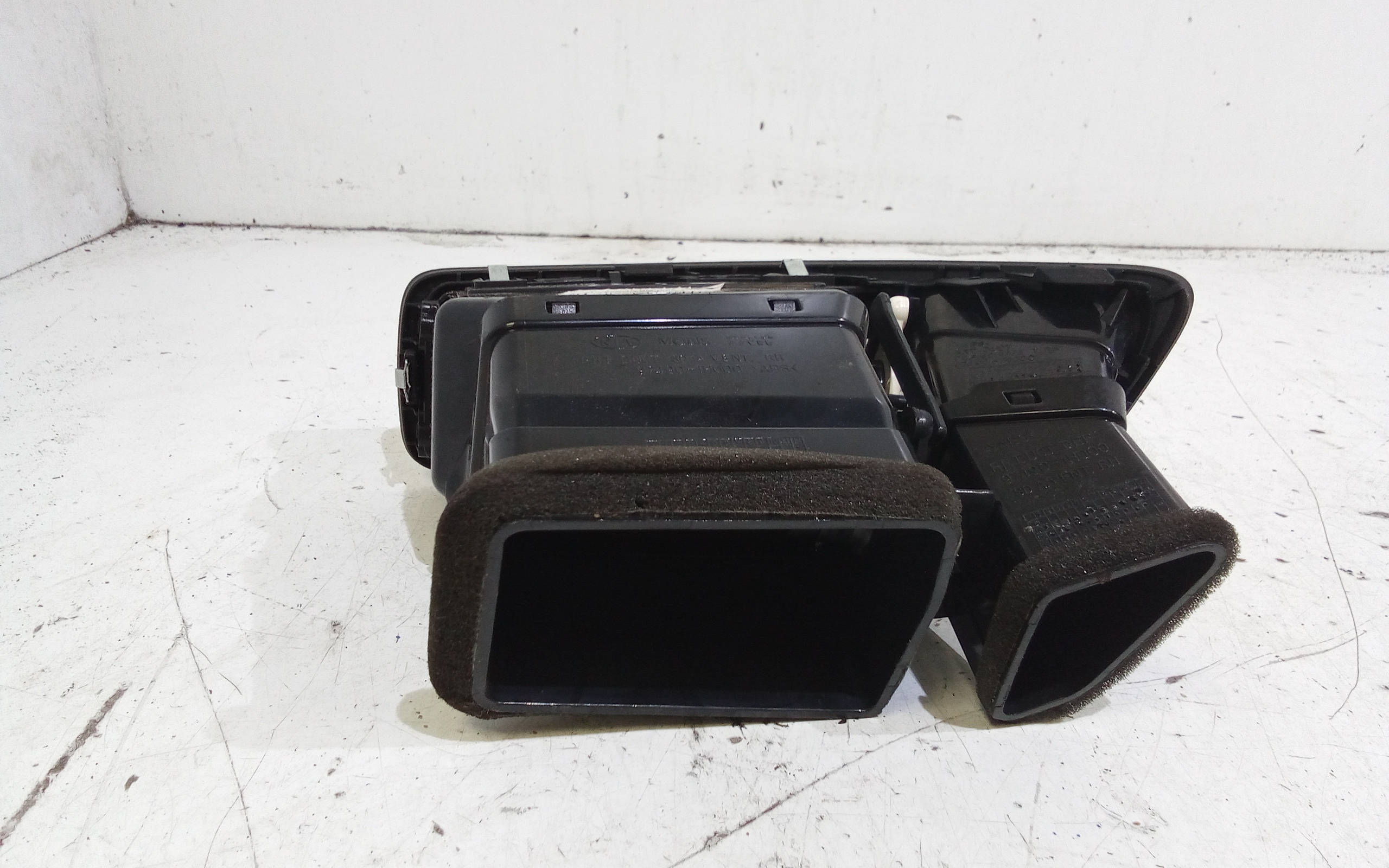 Bocchetta aria cruscotto lato passeggero per Kia Rio 3 Serie (2005 - 2011)