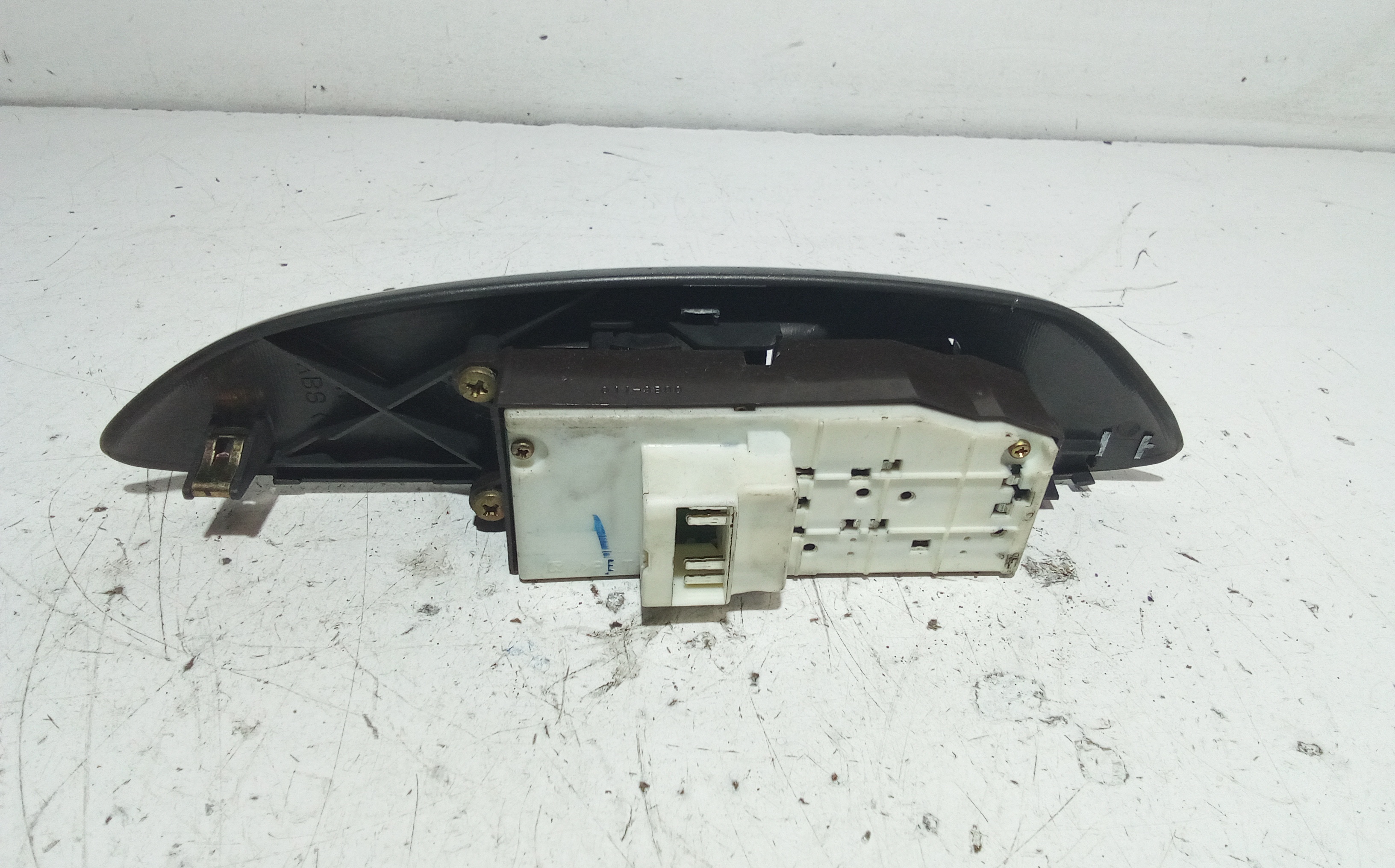 Pulsantiera anteriore sinistra Guida per Toyota Yaris 2 Serie