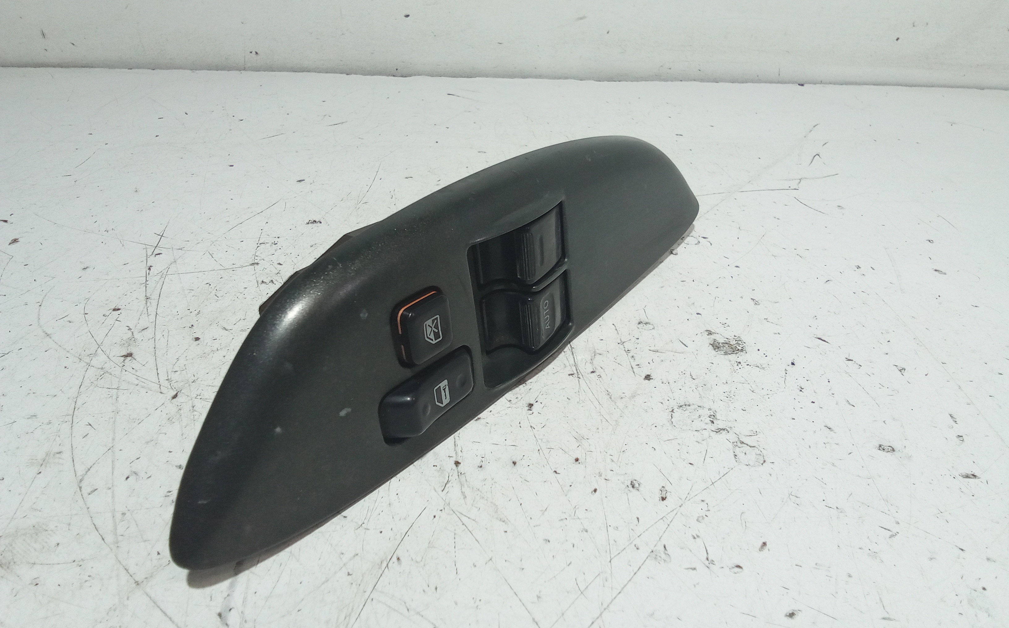 Pulsantiera anteriore sinistra Guida per Toyota Yaris 2 Serie