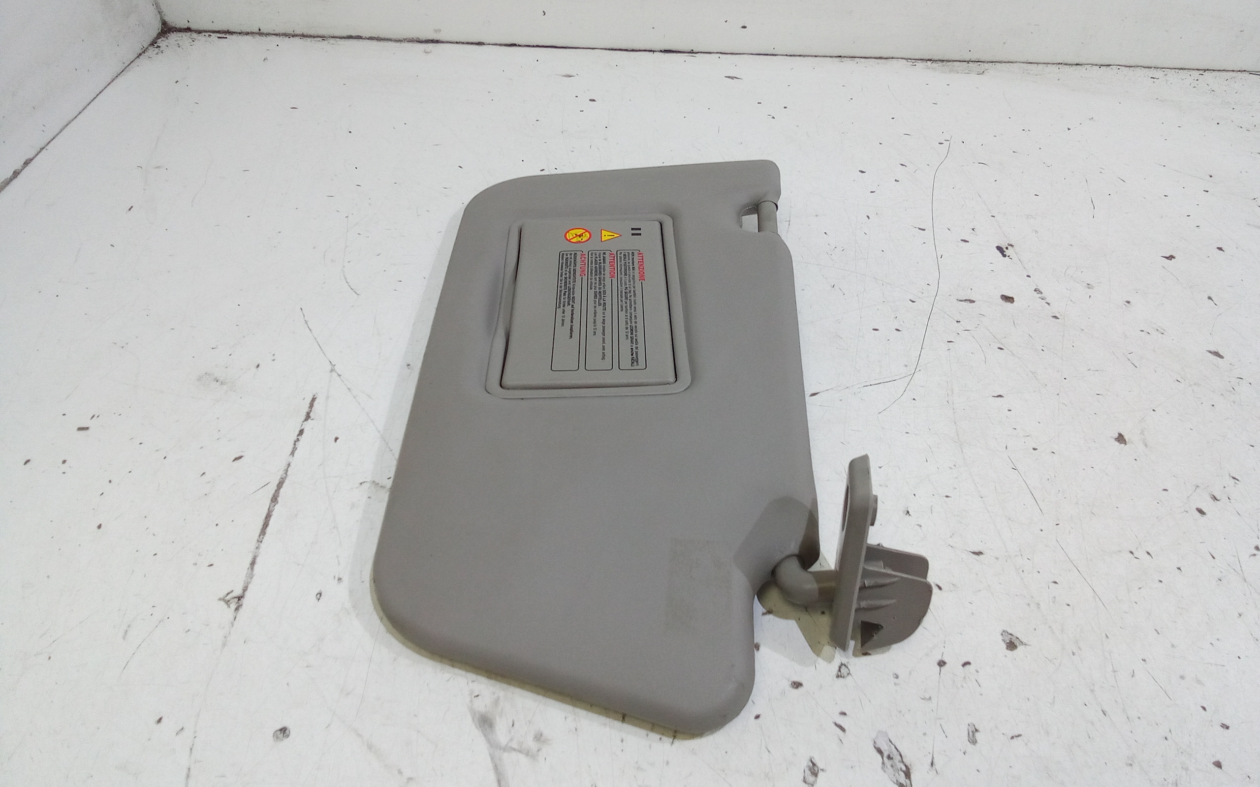 Parasole aletta Lato Passeggero per Nissan Micra 3 Serie (2000 - 2003)