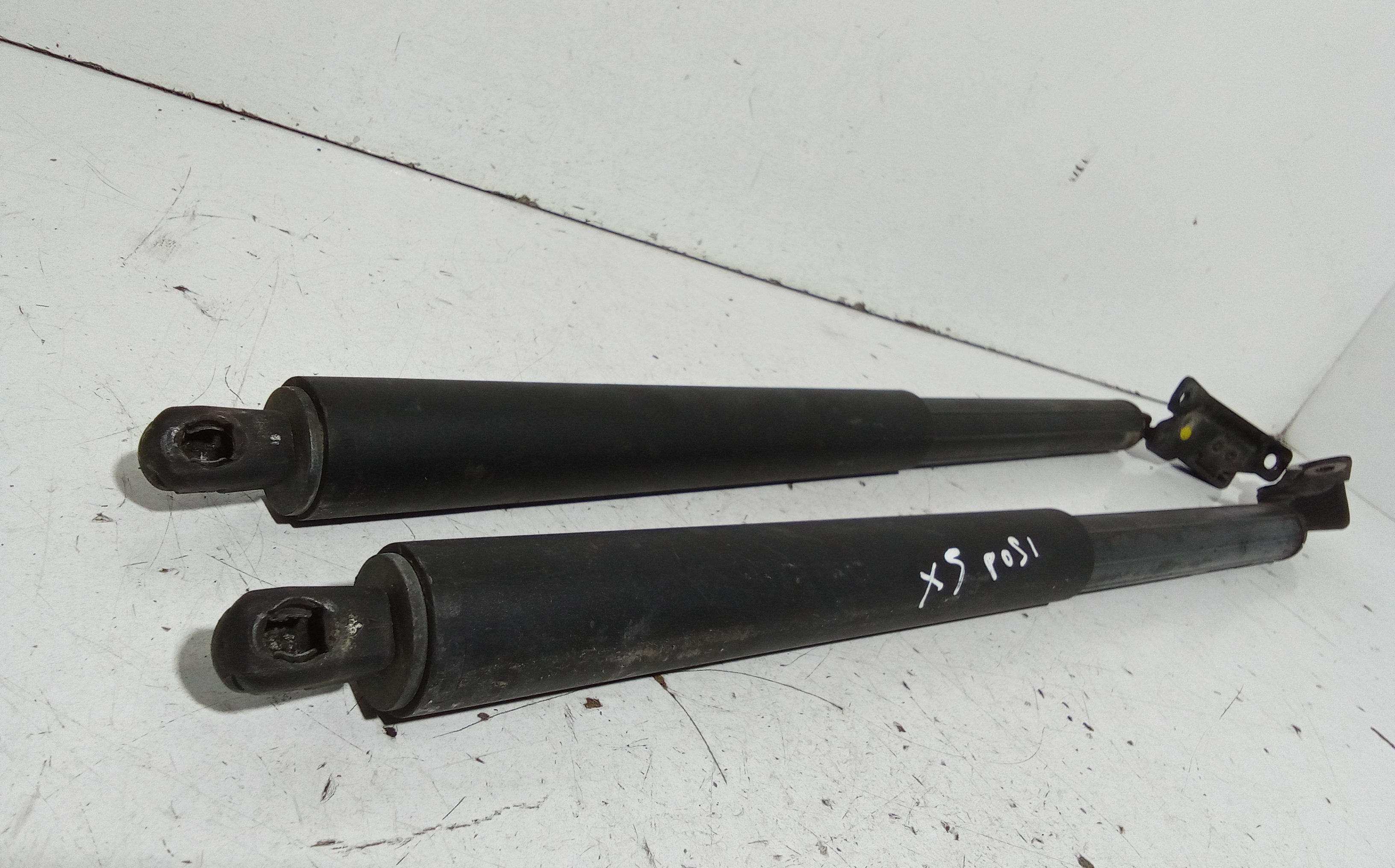 Pistoncini cofano Post. per Bmw X5 Serie (e70) (06>13) (2006 - 2013)