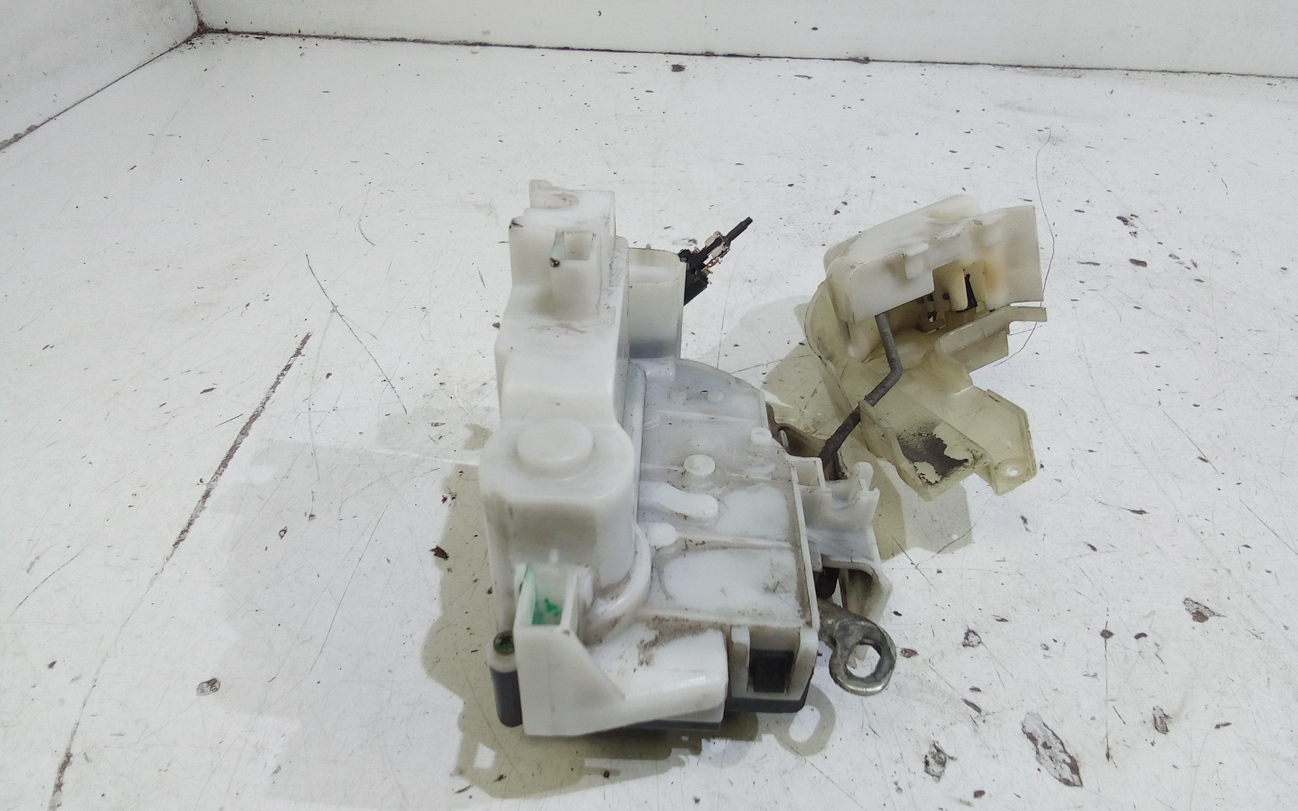 Serratura Anteriore Sinistra per Alfa Romeo 159 Sportwagon Serie (05>11) (2005 - 2011)