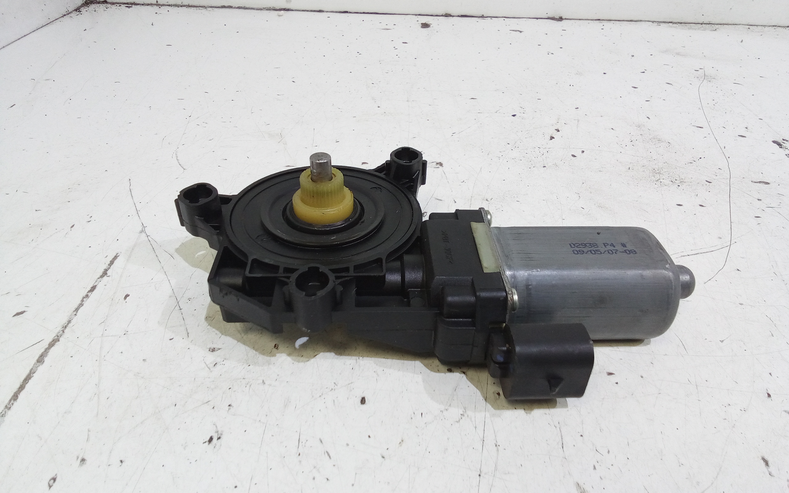 Motorino Alzavetro posteriore Sinistro per Alfa Romeo 159 Sportwagon Serie (05>11) (2005 - 2011)