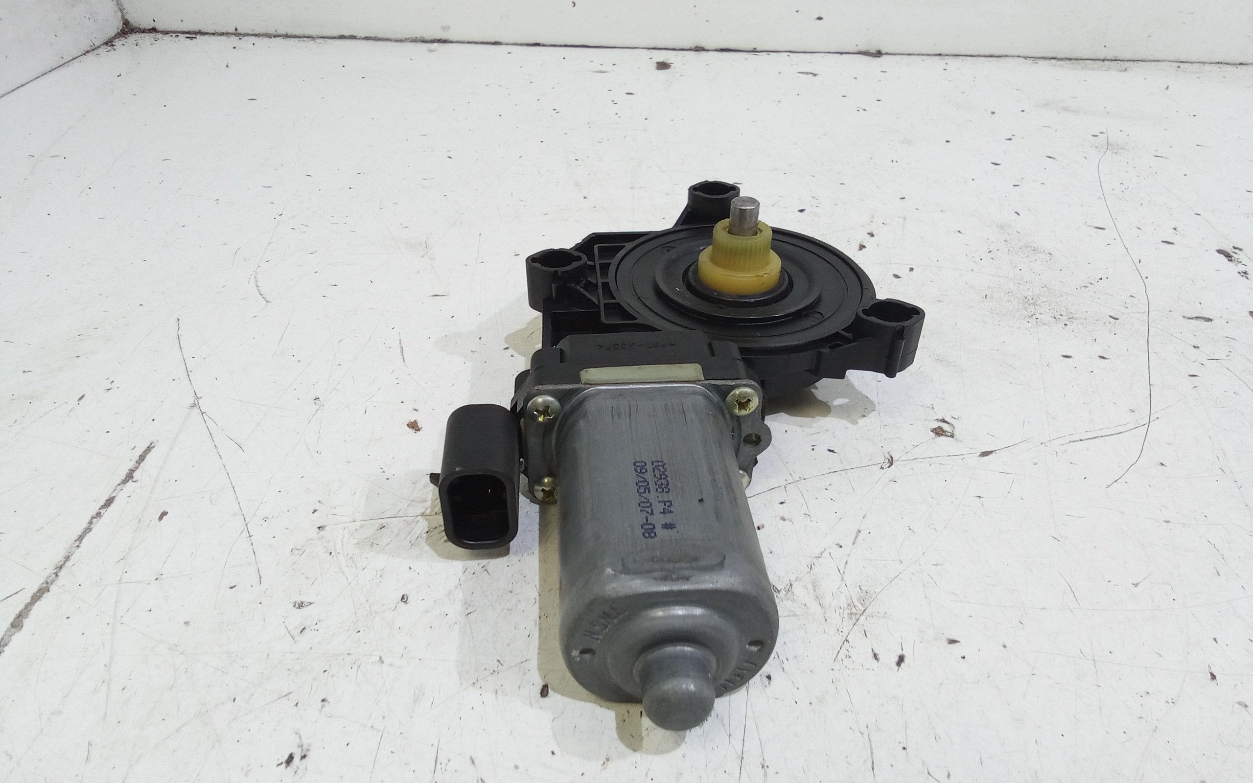 Motorino Alzavetro posteriore Sinistro per Alfa Romeo 159 Sportwagon Serie (05>11) (2005 - 2011)