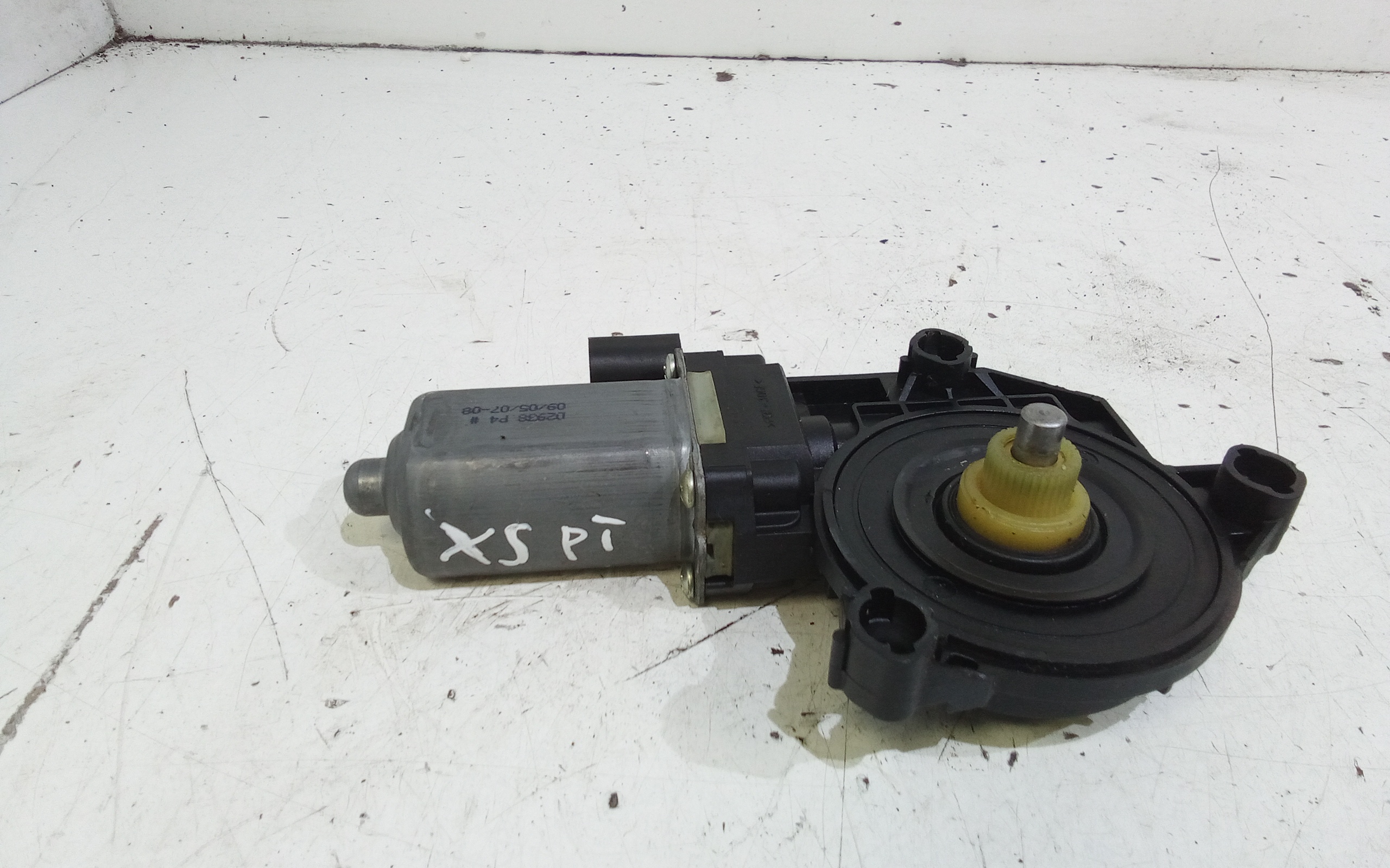 Motorino Alzavetro posteriore Sinistro per Alfa Romeo 159 Sportwagon Serie (05>11) (2005 - 2011)