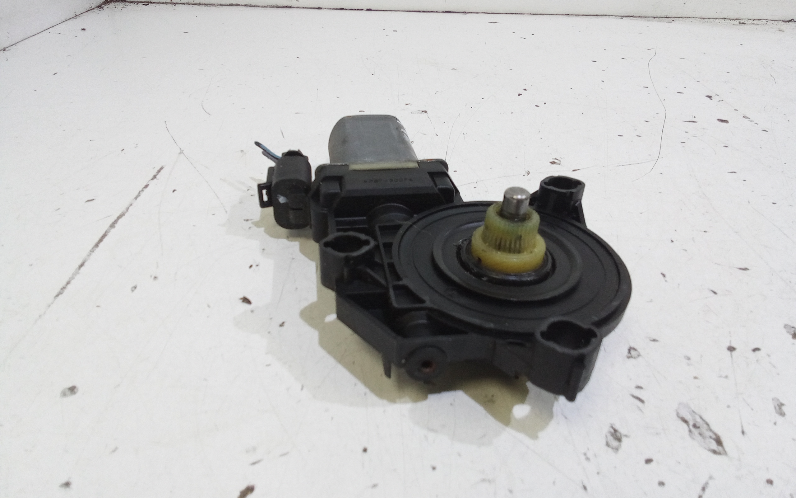 Motorino Alzavetro anteriore destra per Alfa Romeo 159 Sportwagon Serie (05>11) (2005 - 2011)