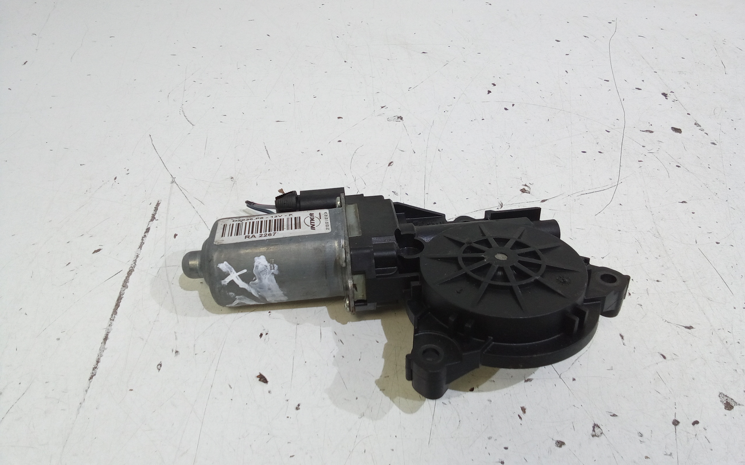 Motorino Alzavetro anteriore destra per Alfa Romeo 159 Sportwagon Serie (05>11) (2005 - 2011)