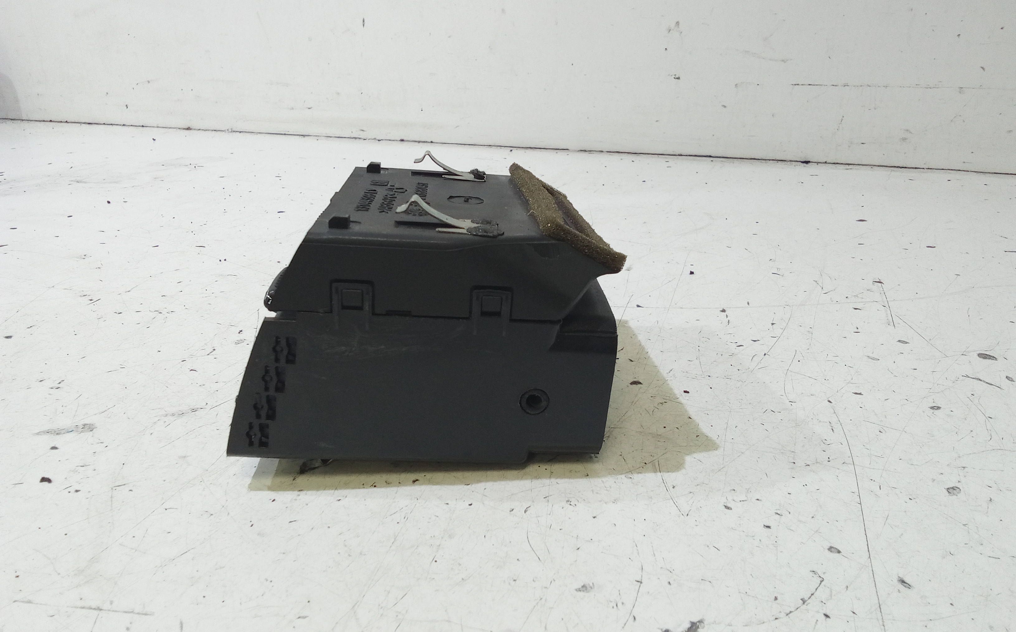 Bocchetta aria cruscotto lato guida per Opel Zafira B 2 Serie (2008 - In produzione)