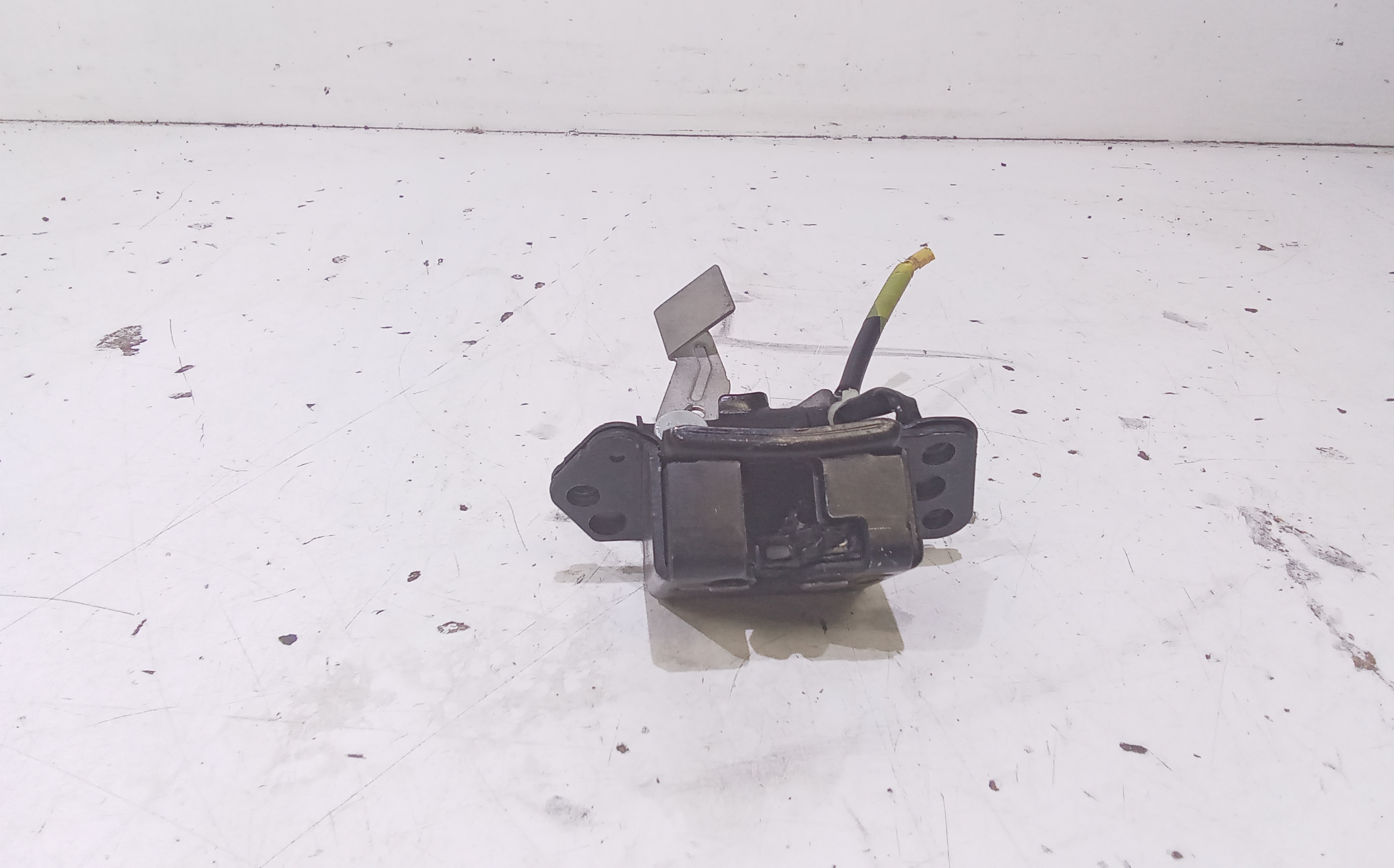 Serratura Cofano Posteriore per Toyota Yaris Serie (08>11) (2008 - 2011)