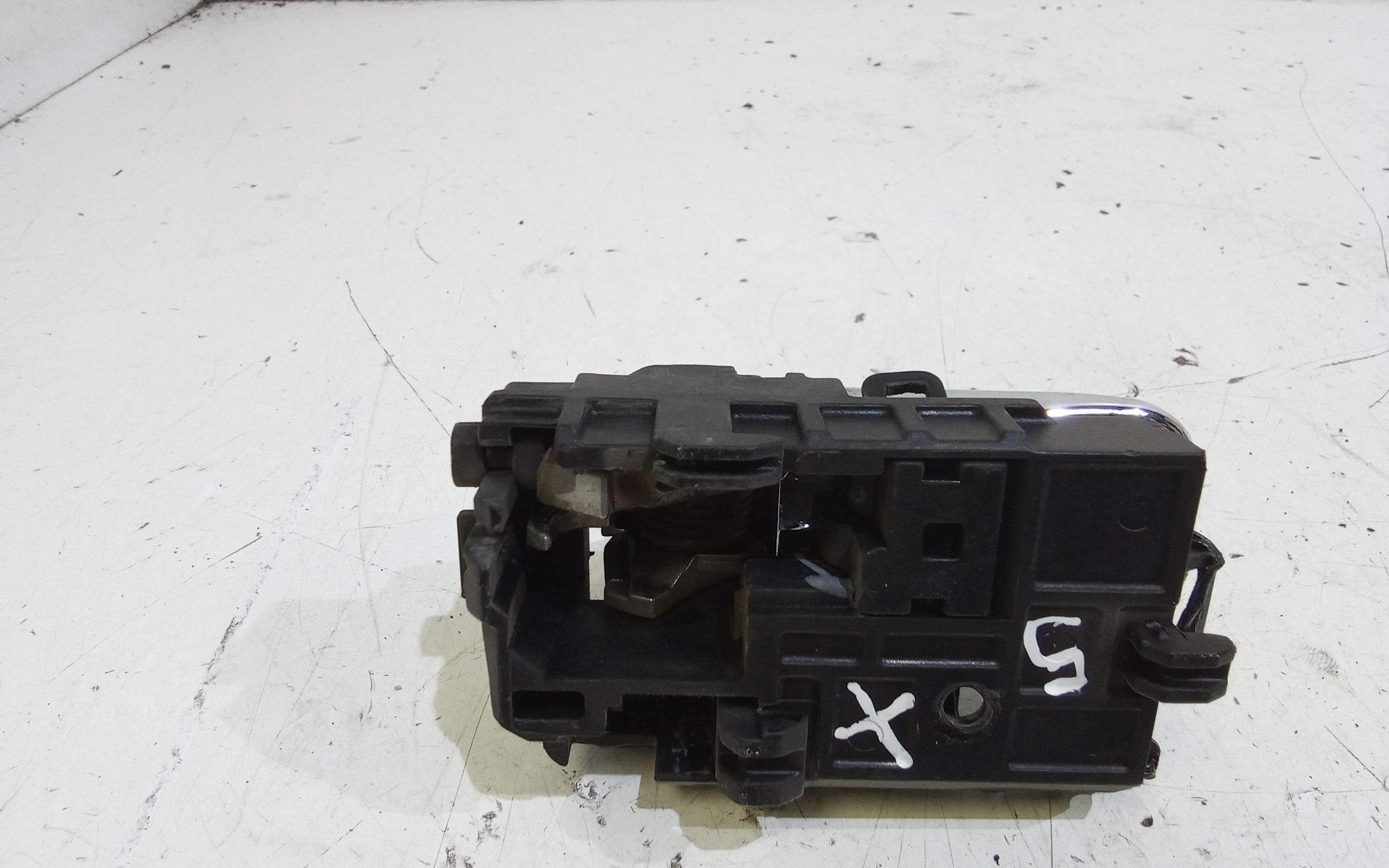 Maniglia interna anteriore Sinistra per Nissan X-trail 1 Serie (2001 - 2007)