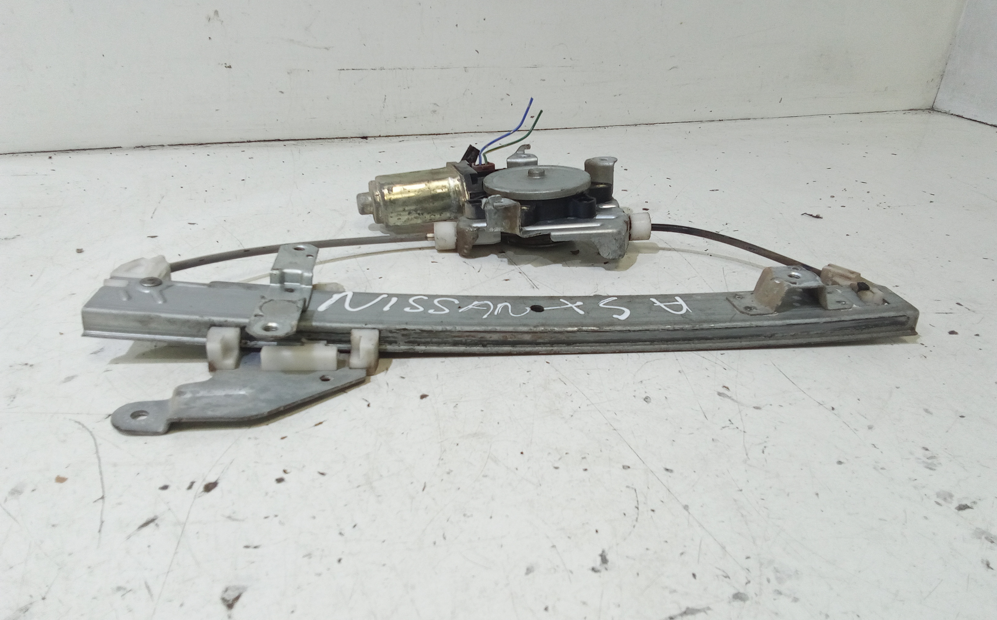 Cremagliera anteriore sinistra Guida per Nissan X-trail 1 Serie (2001 - 2007)