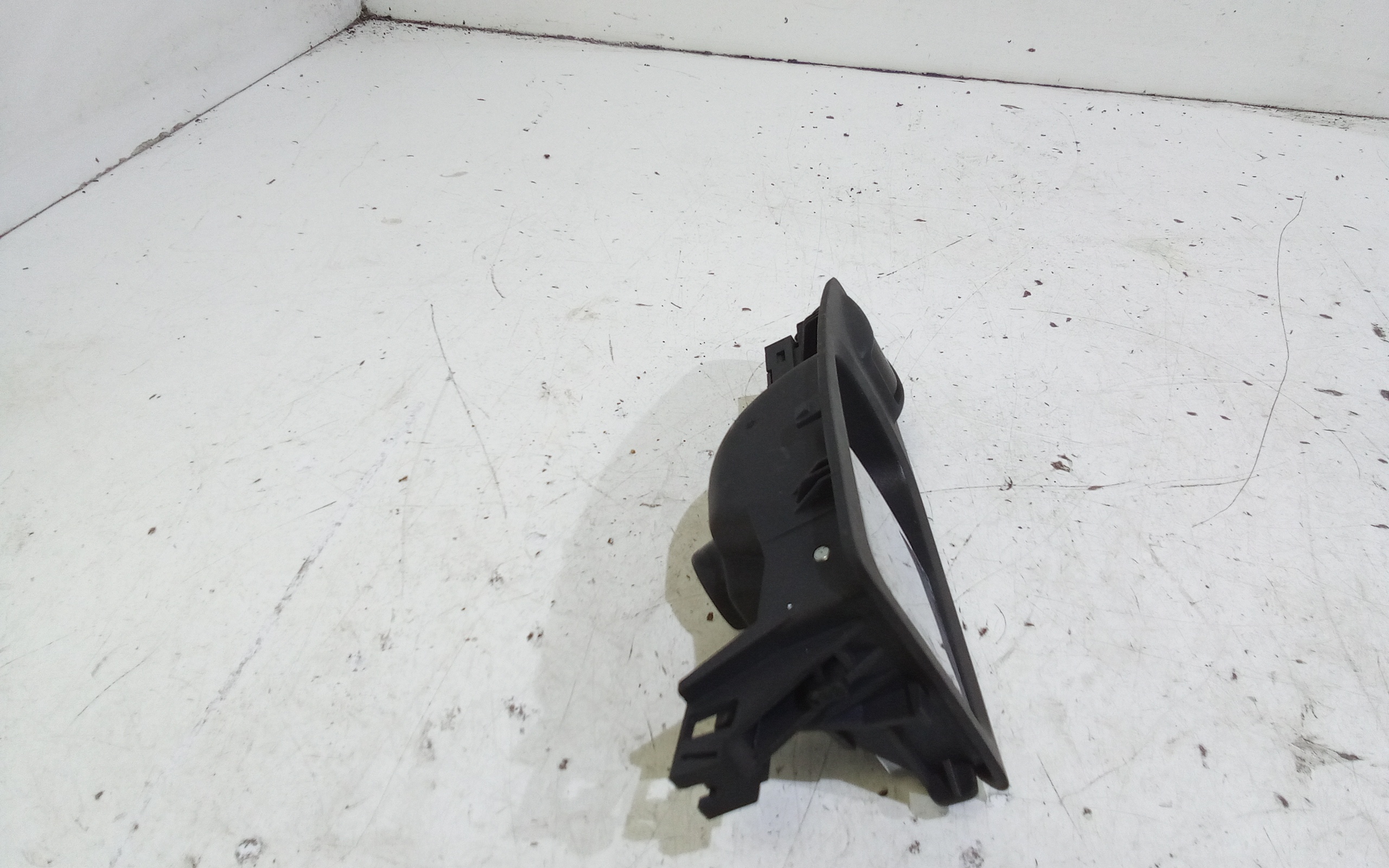 Pulsantiera Posteriore Sinistra per Lancia Musa 2 Serie (2007 - In produzione)