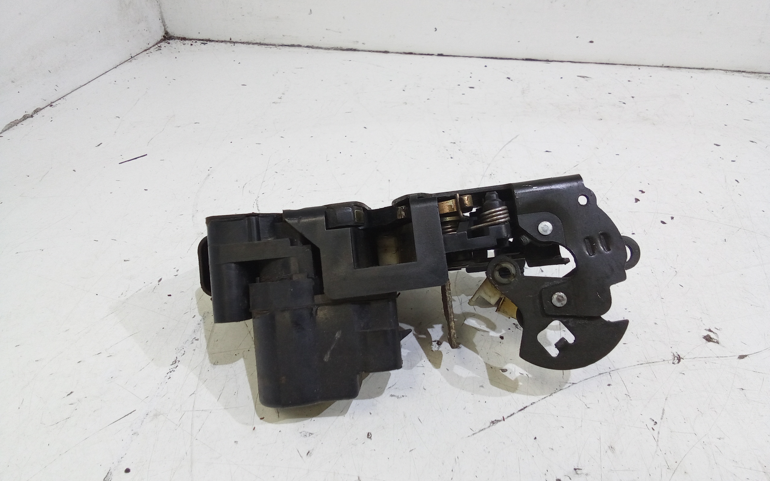 Serratura Anteriore Destra per Dr 5 1 Serie (2007 - 2014)