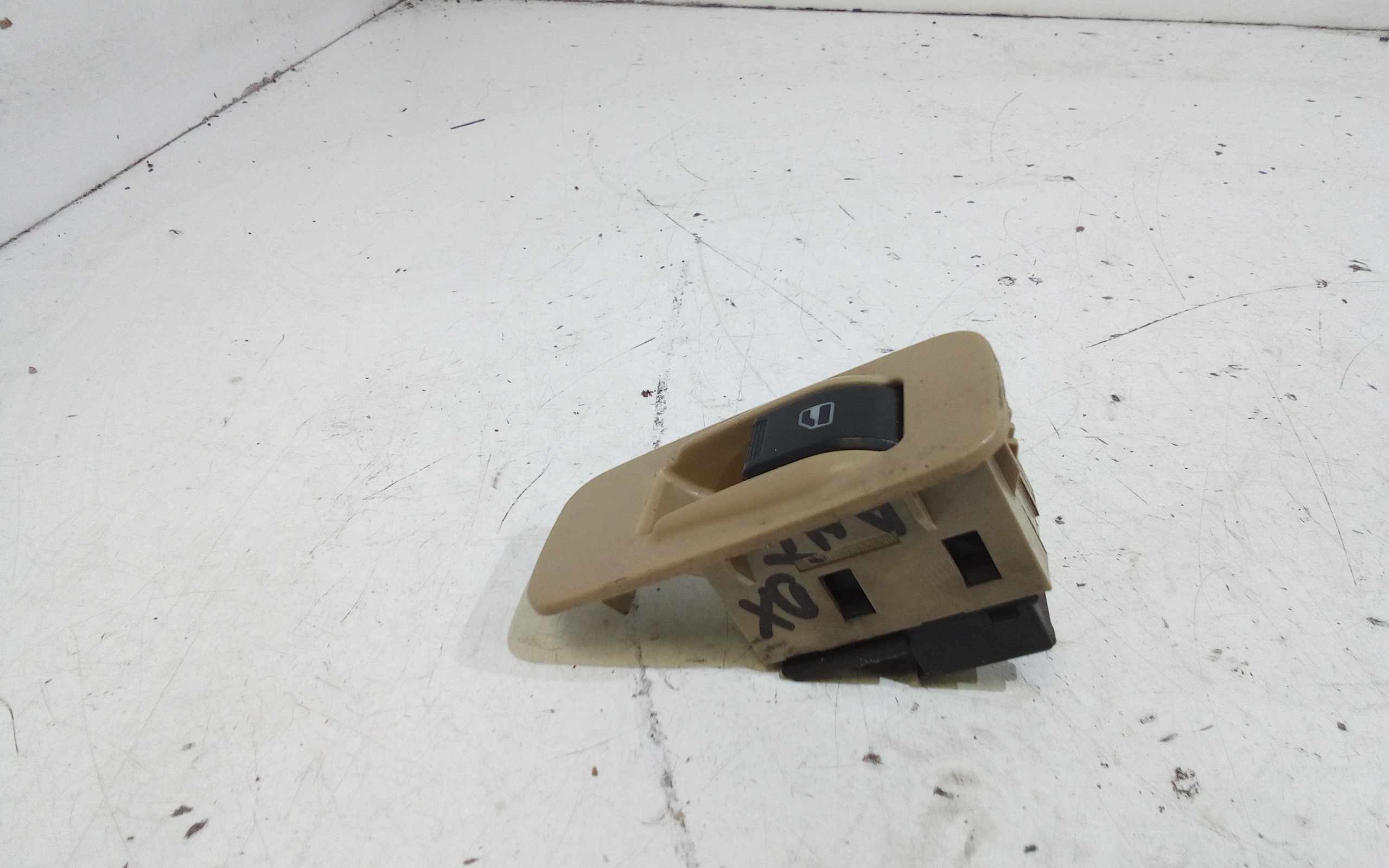 Pulsantiera Anteriore Destra Passeggero per Dr 5 1 Serie (2007 - 2014)