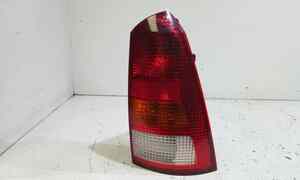 Stop fanale posteriore Destro Passeggero per Ford Focus Berlina 2 Serie (2001 - 2004)