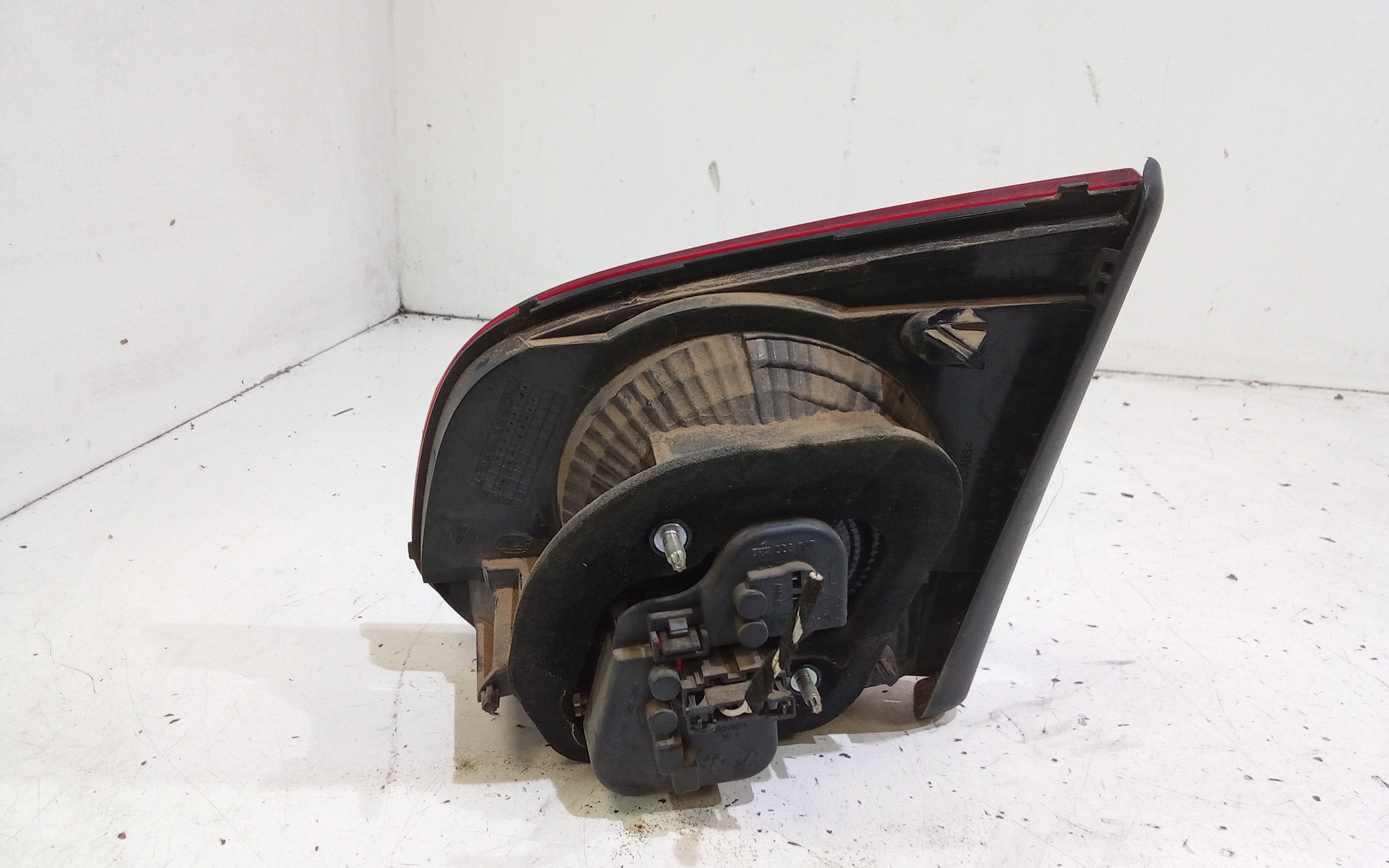 Stop Posteriore Sinistro Integrato nel Portello per Volkswagen Golf 6 Berlina (08>12) (2008 - 2012)