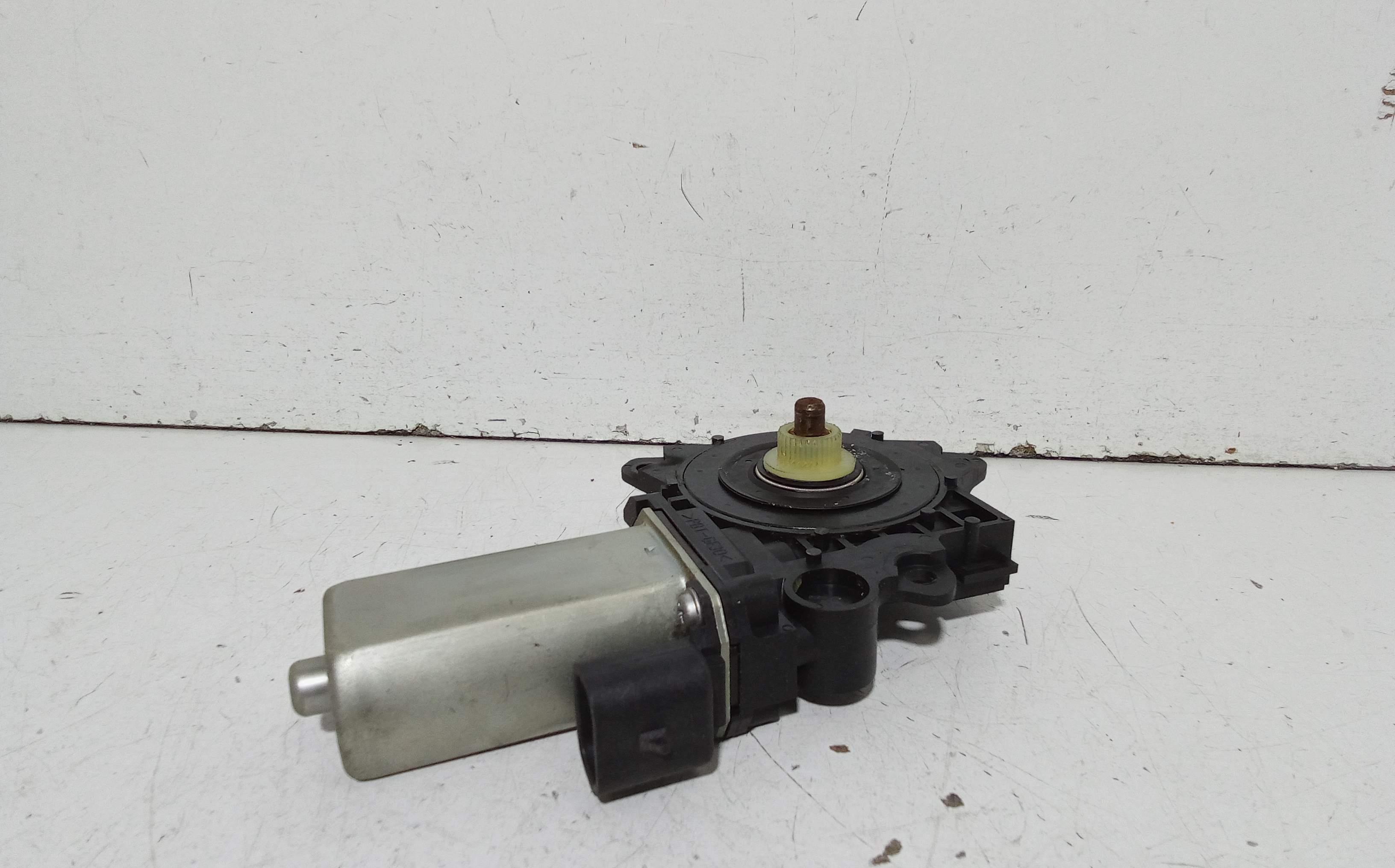 Motorino Alzavetro anteriore destra per Fiat Idea 1 Serie (2003 - 2005)