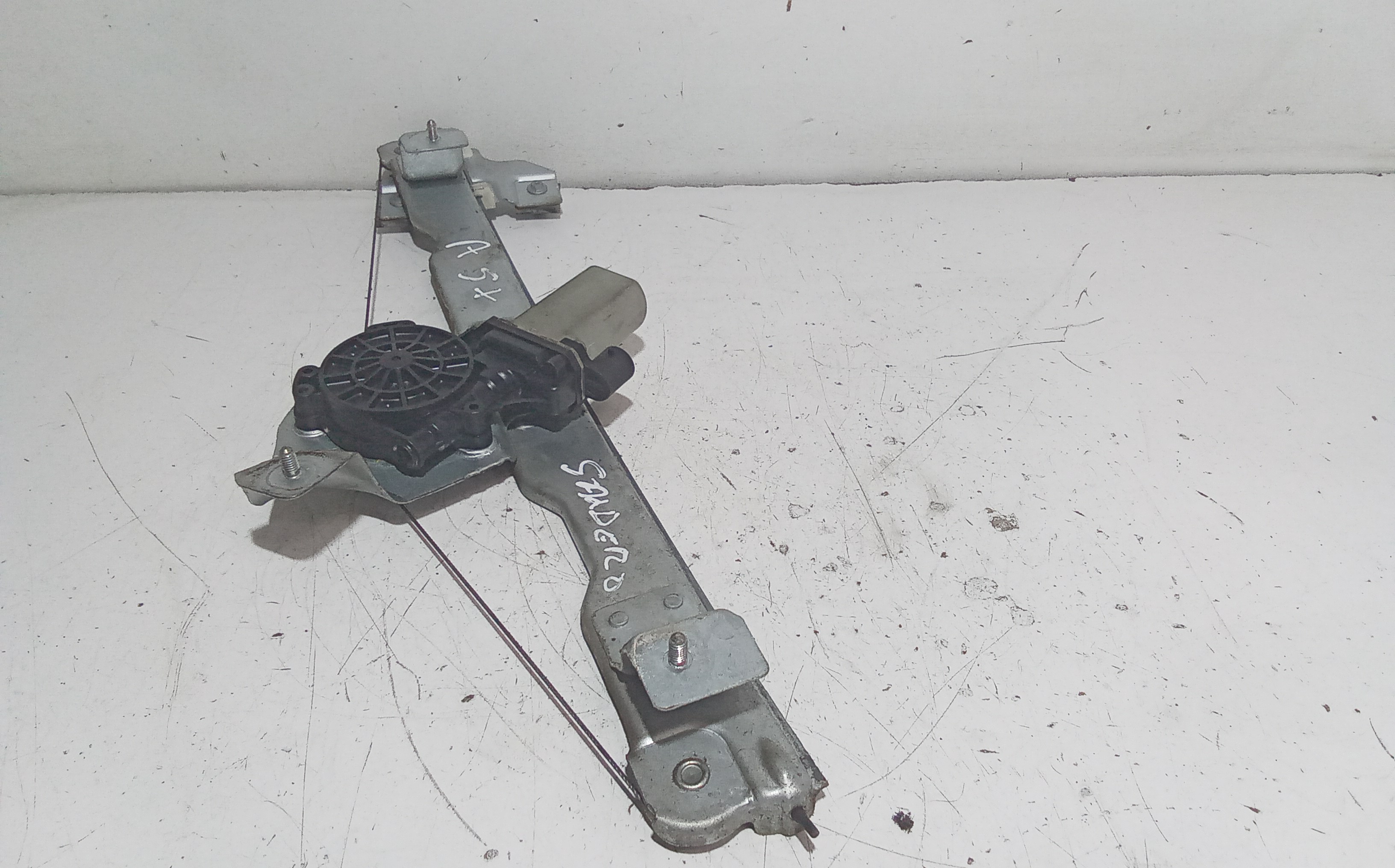 Cremagliera anteriore sinistra Guida per Dacia Sandero 1 Serie (2008 - 2012)