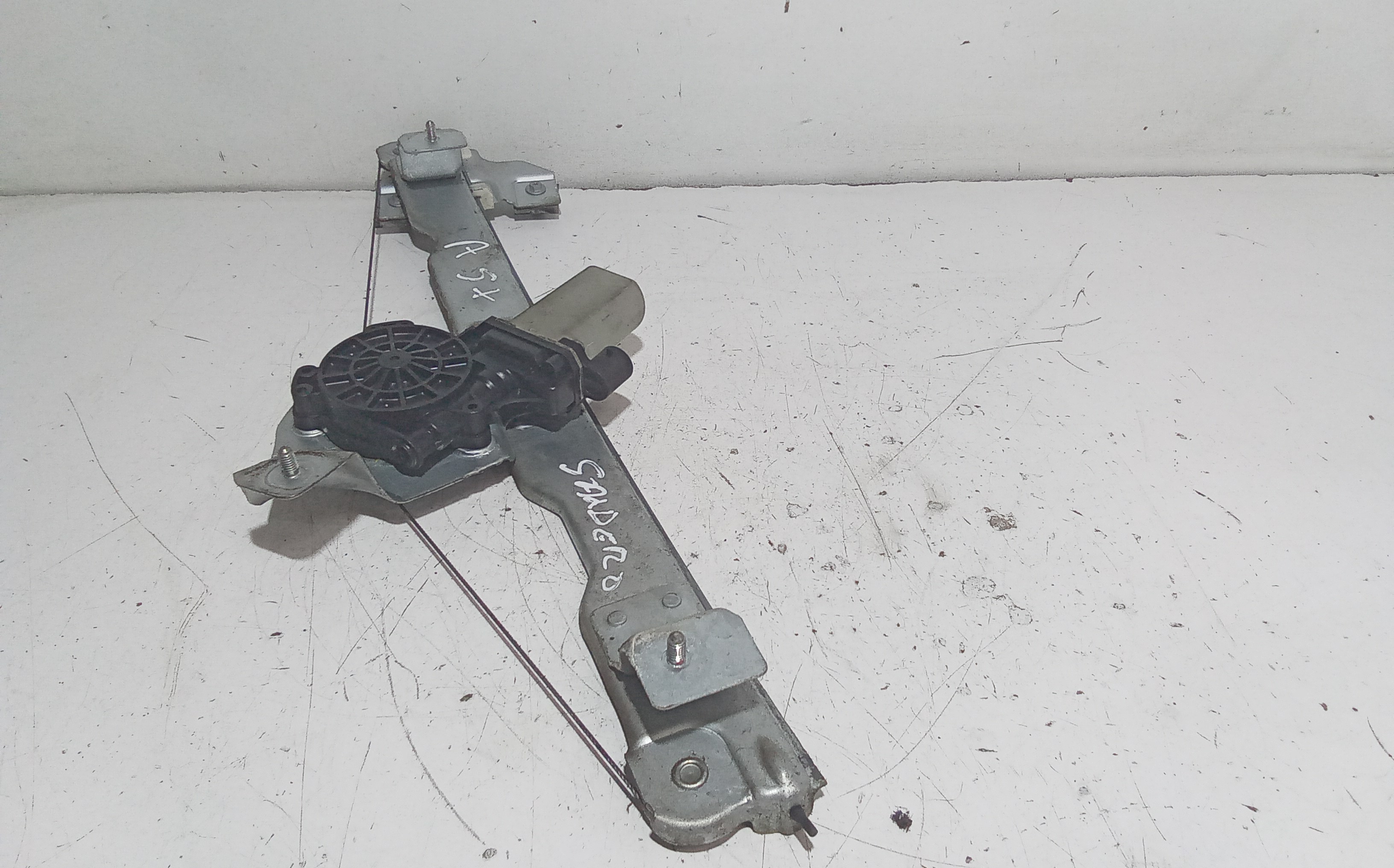 Cremagliera anteriore sinistra Guida per Dacia Sandero 1 Serie (2008 - 2012)