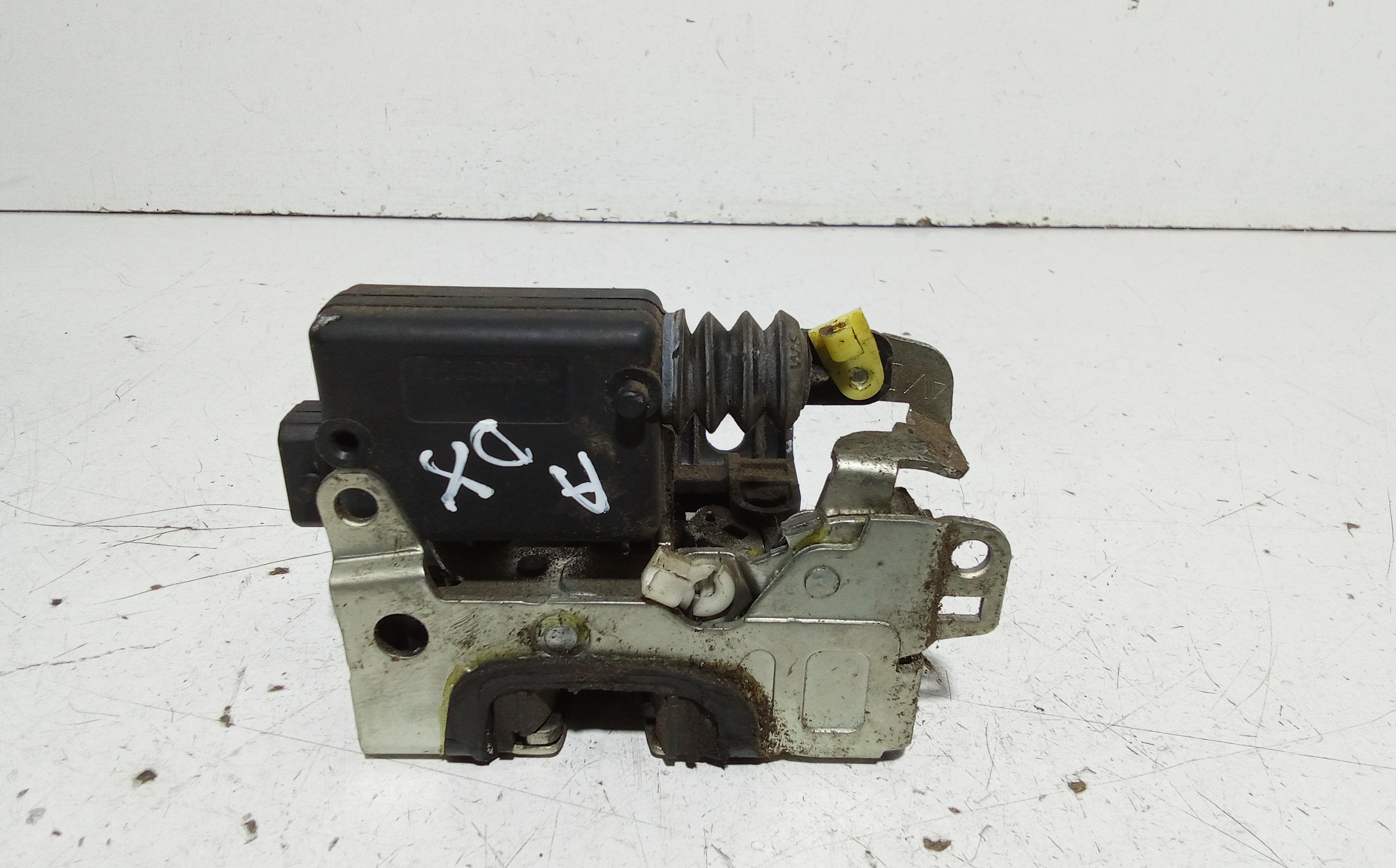 Serratura Anteriore Destra per Dacia Sandero 1 Serie (2008 - 2012)