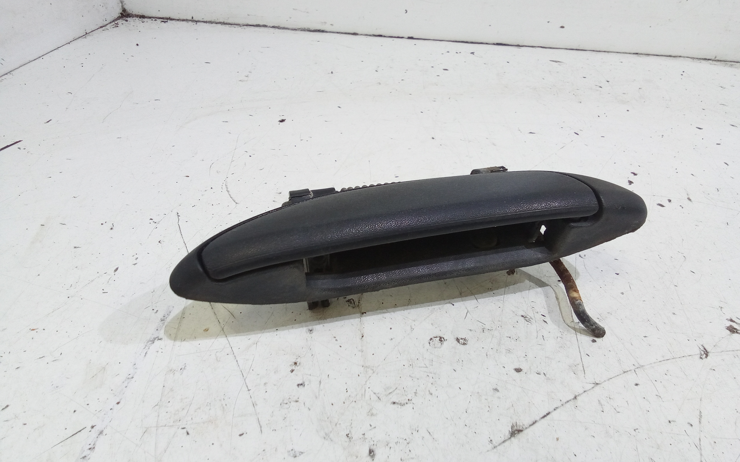 Maniglia esterna Posteriore Sinistra per Dacia Logan 1 Serie (2004 - 2008)